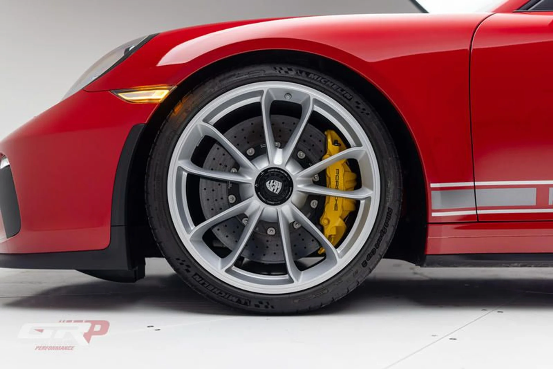 mph046_5480743_F462_D502_1296_49_E1_A257_1_CD_68_A77753_A_3130ba9d7c