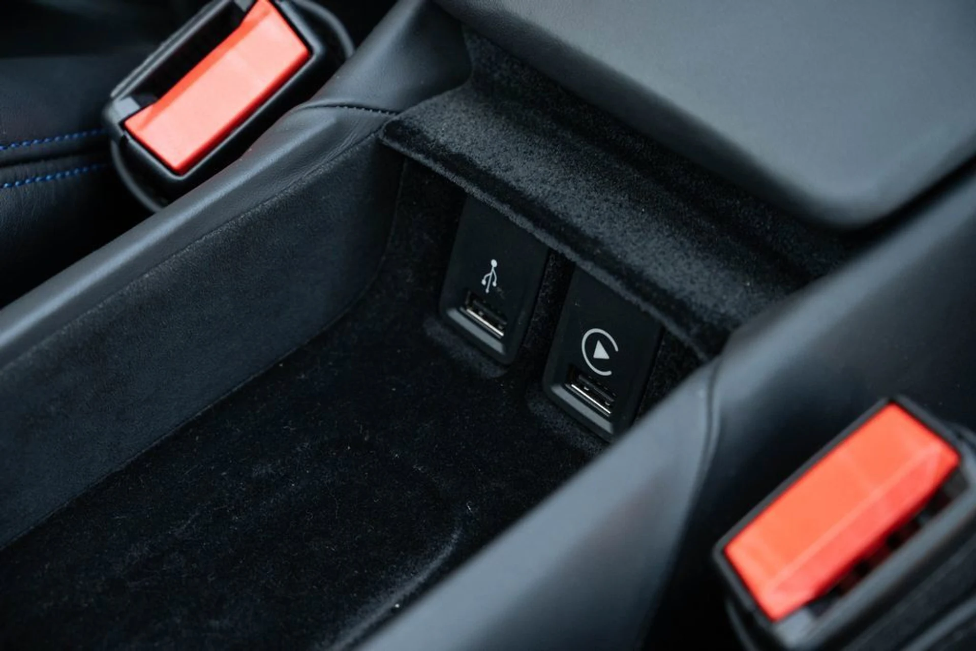 mph046_559493319_a92e01b9aa7c49829e7b5c6593e2ac0f_de2b9e5c48