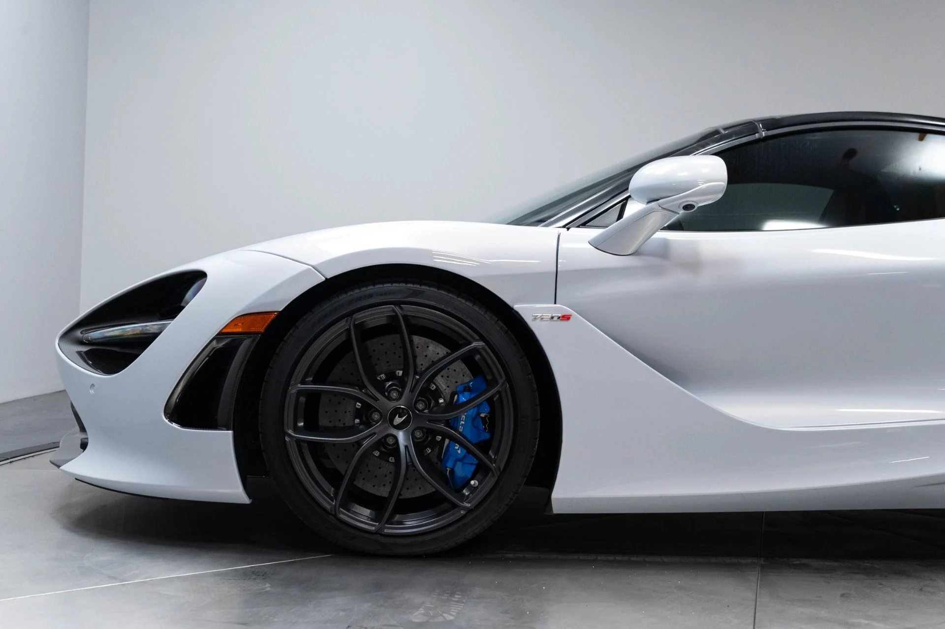 mph046_577734044_Used_2020_Mc_Laren_720_S_Luxury_1783466432_82ca07f8dd