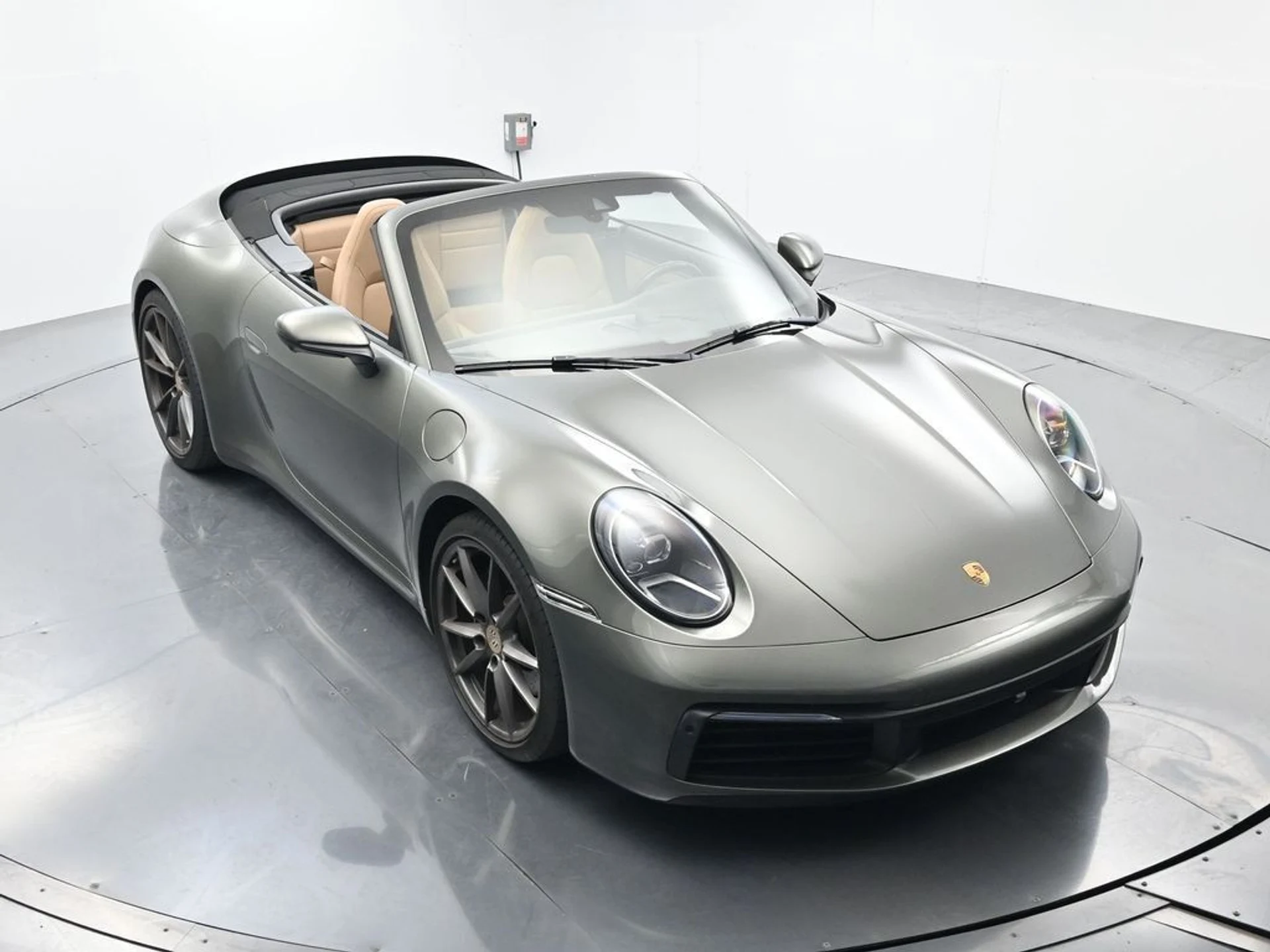 mph046_583476604_f0732fd49c33219380795e14a99e2adc_5656602985