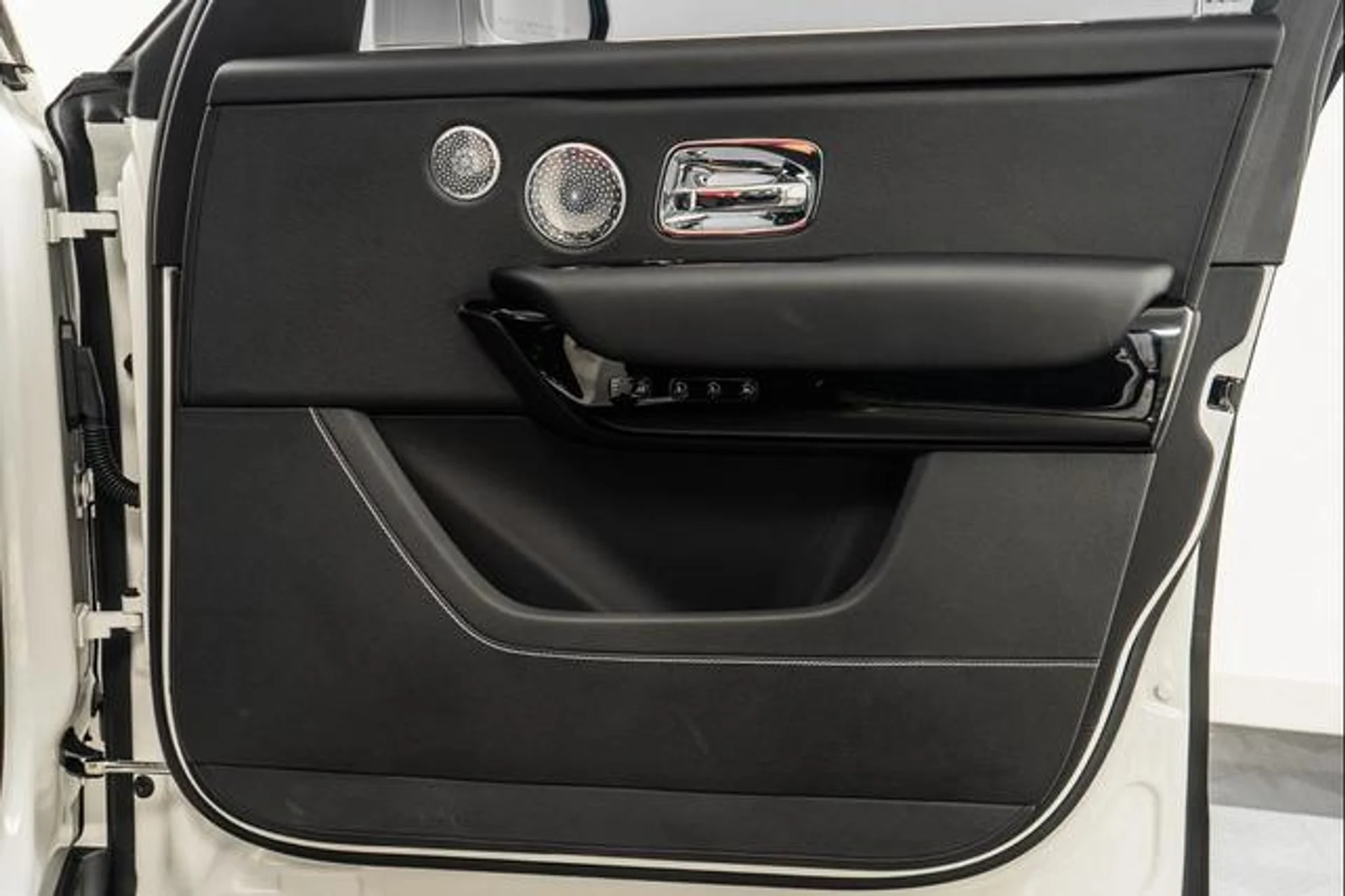 mph046_585830835_otr6ha_Zu_A_Cfq_XJFUJ_7_H_Ko_SX_Oi_M_5fc3d8d367