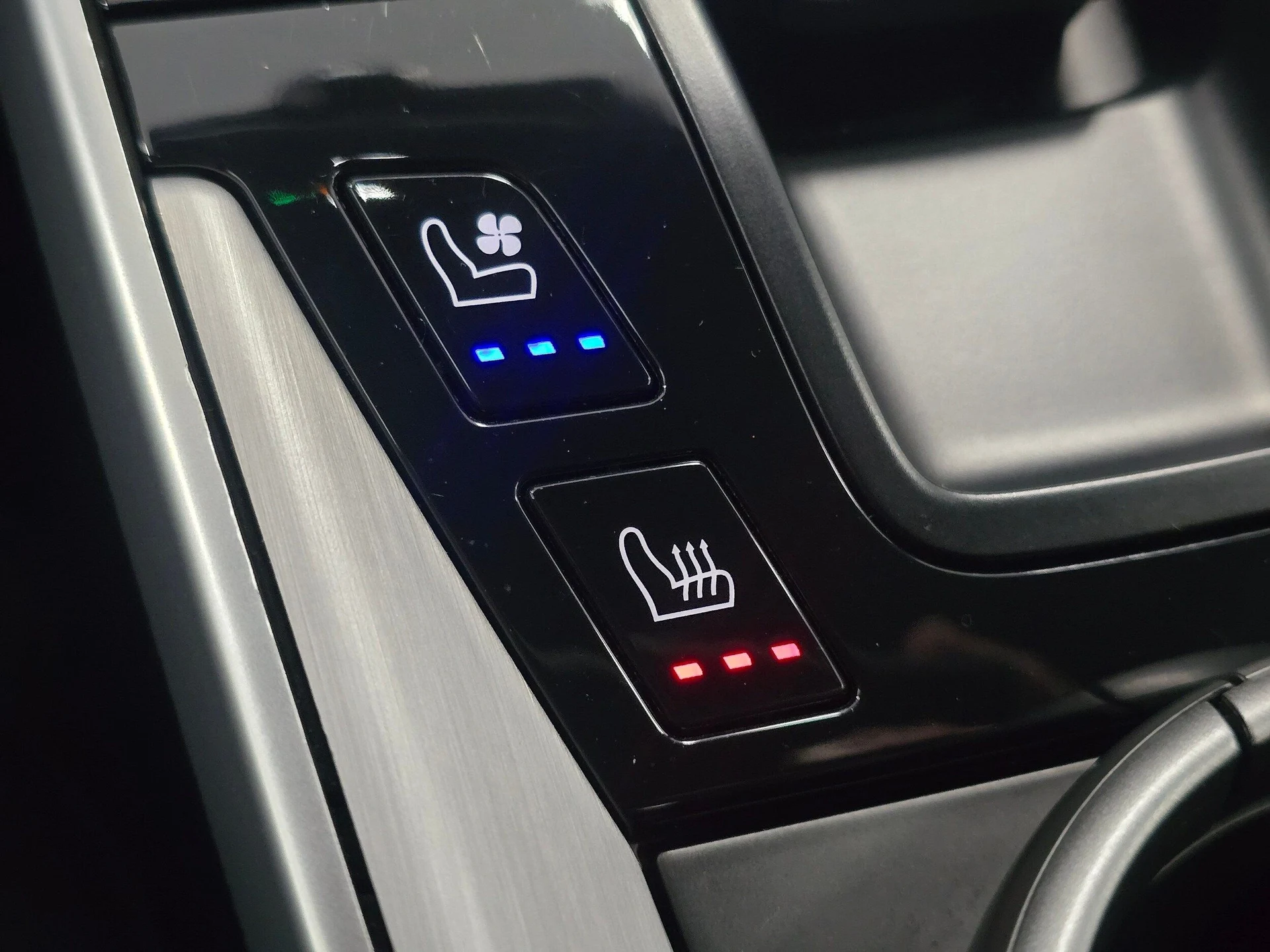 mph046_588018241_130dbf16513e2e68fe09a60bf2a0a85cx_4ed9678478