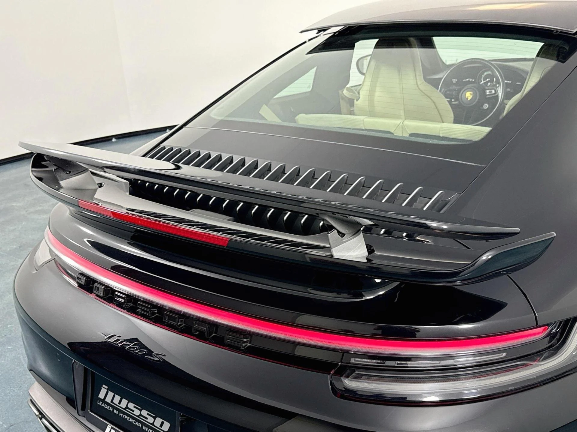 mph046_59090728_Used_2021_Porsche_911_Turbo_S_1787123374_0bacb62c0a