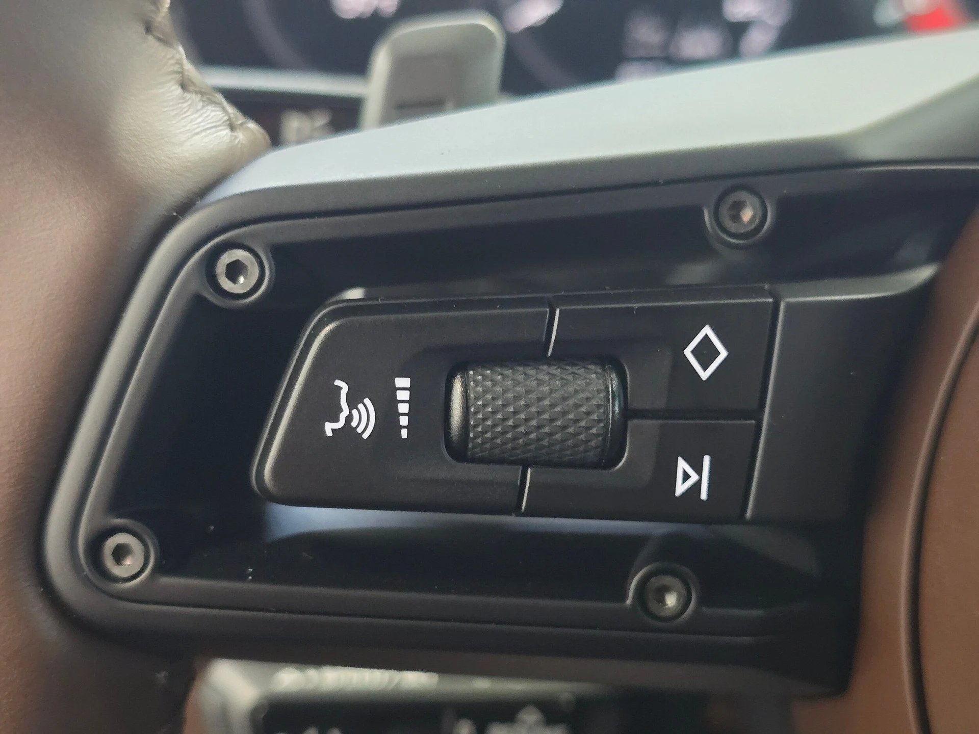 mph046_594366226_b8fc7fef4e1f45e9b1a22caaeec49938_0af4bf8bdb