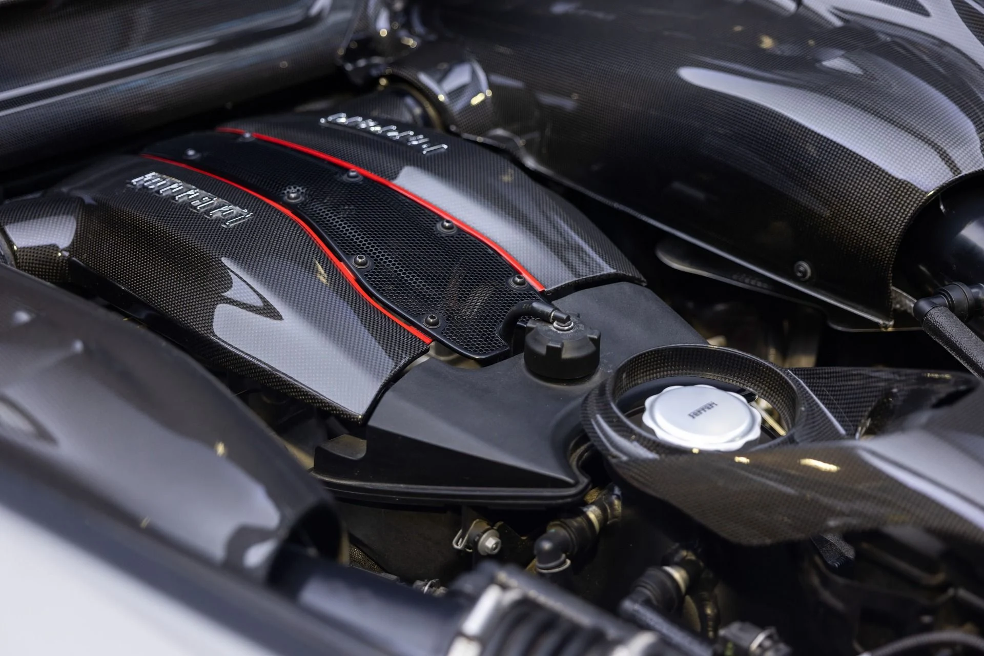 mph046_623593025_Used_2019_Ferrari_488_Pista_1791487846_be35e6afbb