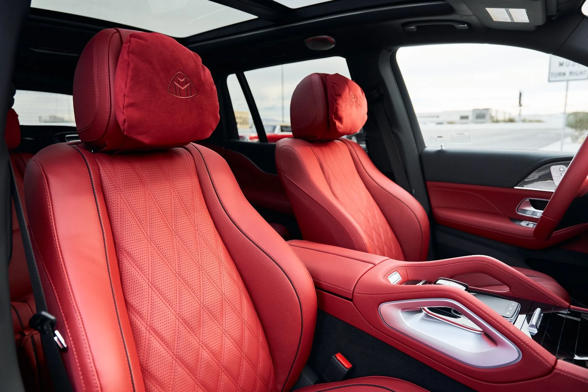 mph046_627797412_Used_2026_Mercedes_Benz_GLS_Maybach_GLS_600_1769136357_57ab48a2d0