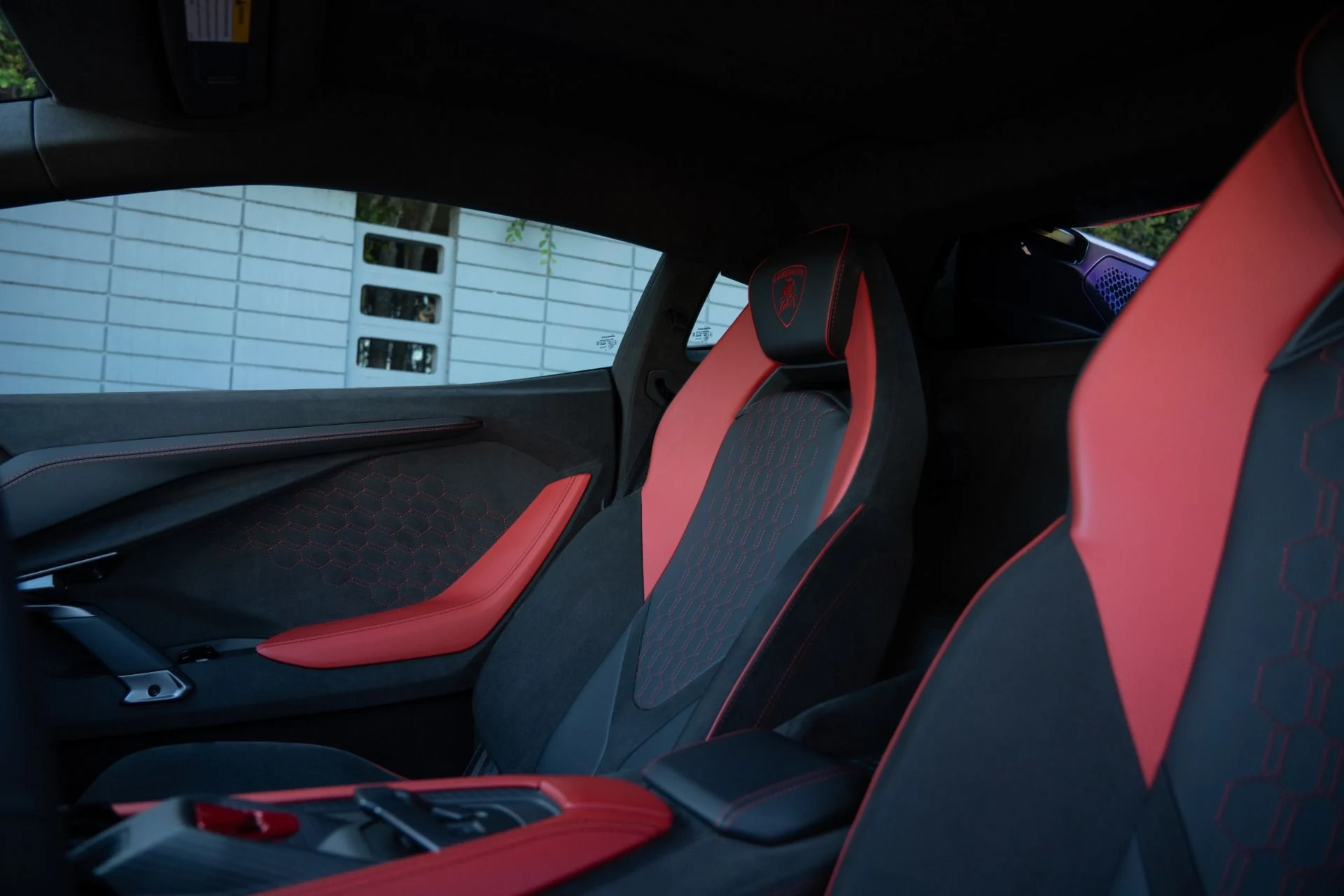 mph046_630154195_Used_2024_Lamborghini_Revuelto_Mansory_1757354394_6ebd2d5842