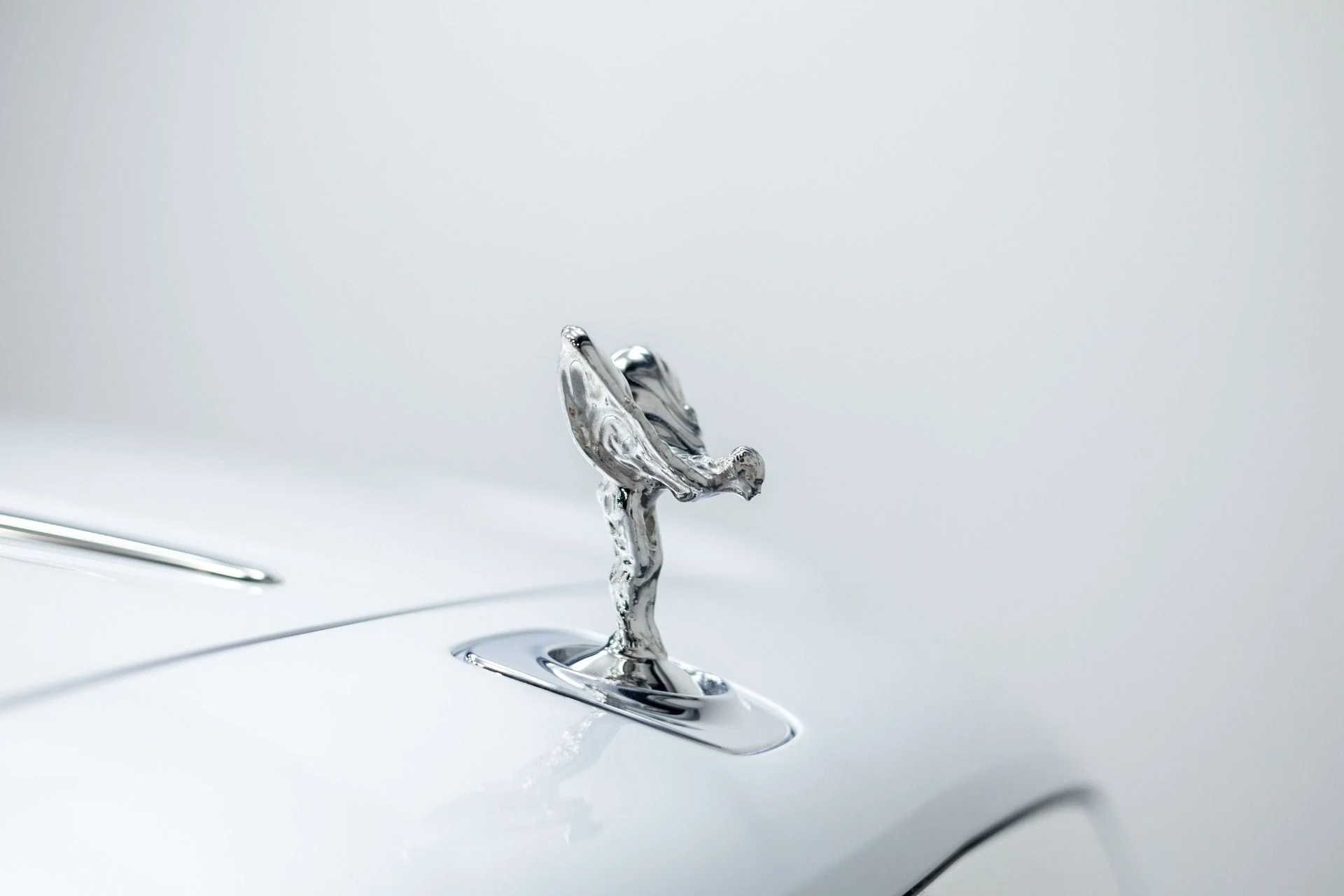 mph046_681332877_Used_2015_Rolls_Royce_Ghost_1760219601_0ac2ae7338