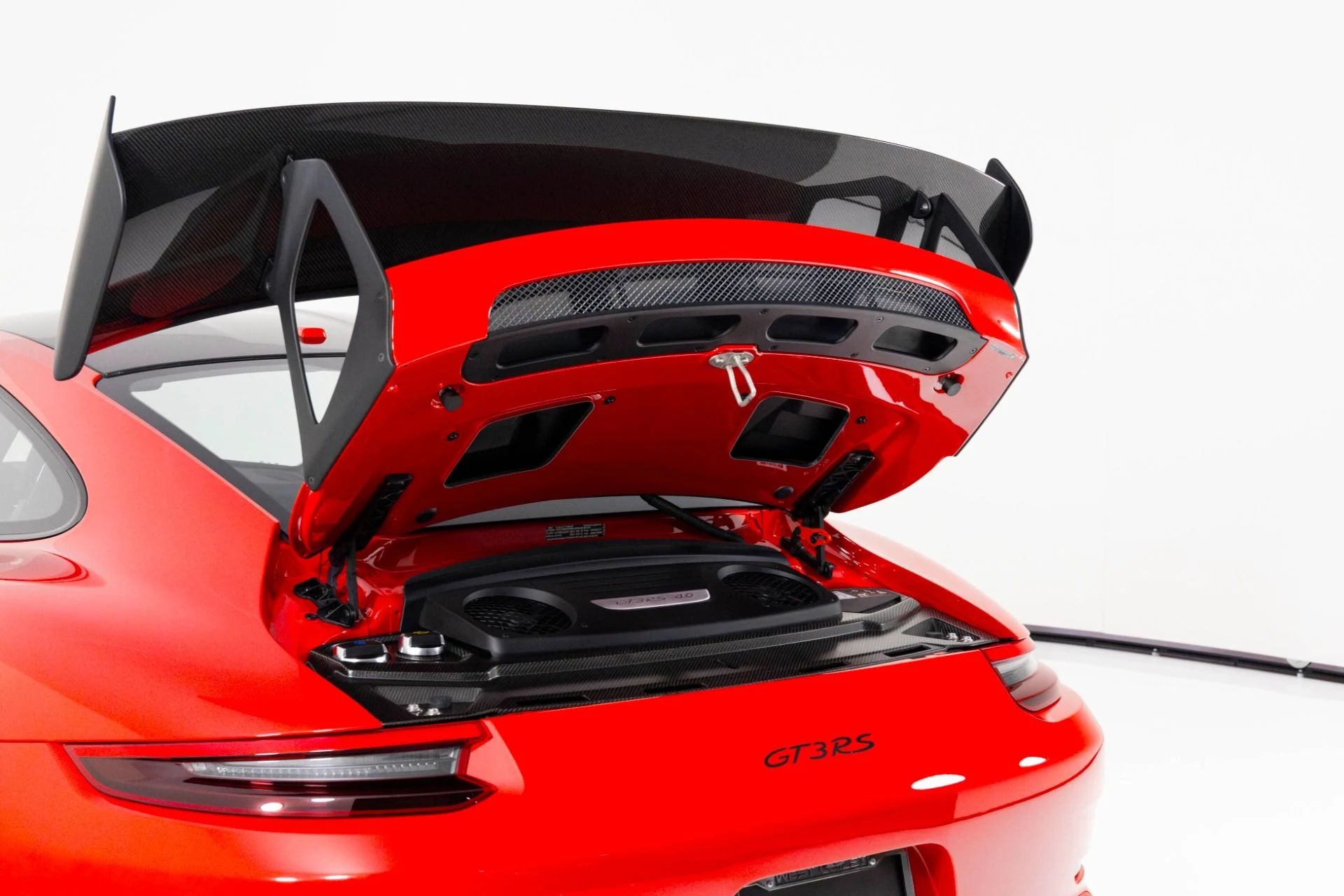 mph046_690740749_Used_2019_Porsche_911_GT_3_RS_1762190432_c0115fda86