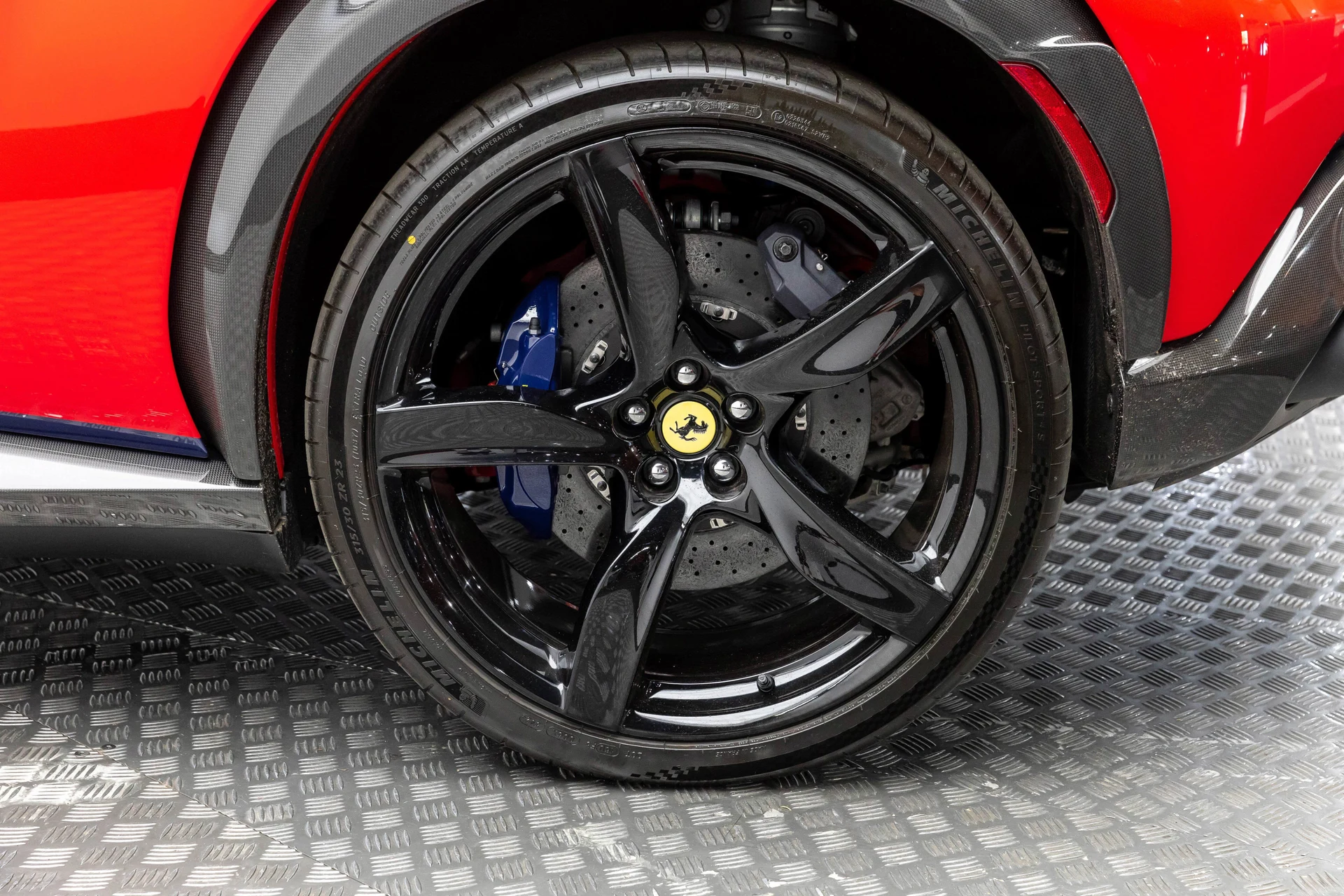 mph046_701957884_ae6bc890e531404b879cf4fd4ba2c9f0_224896b999