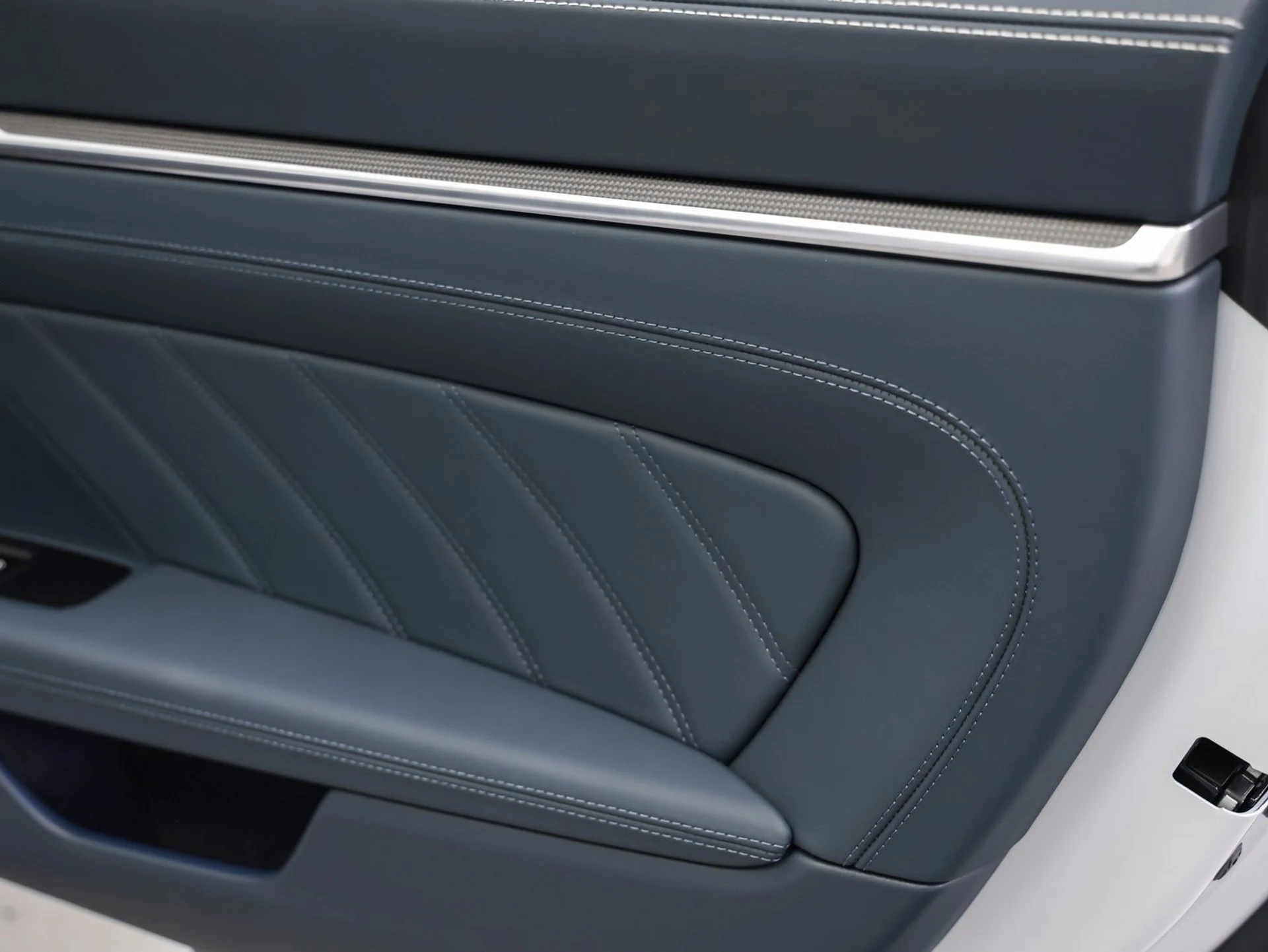 mph046_720218172_47_3a4d931ca8