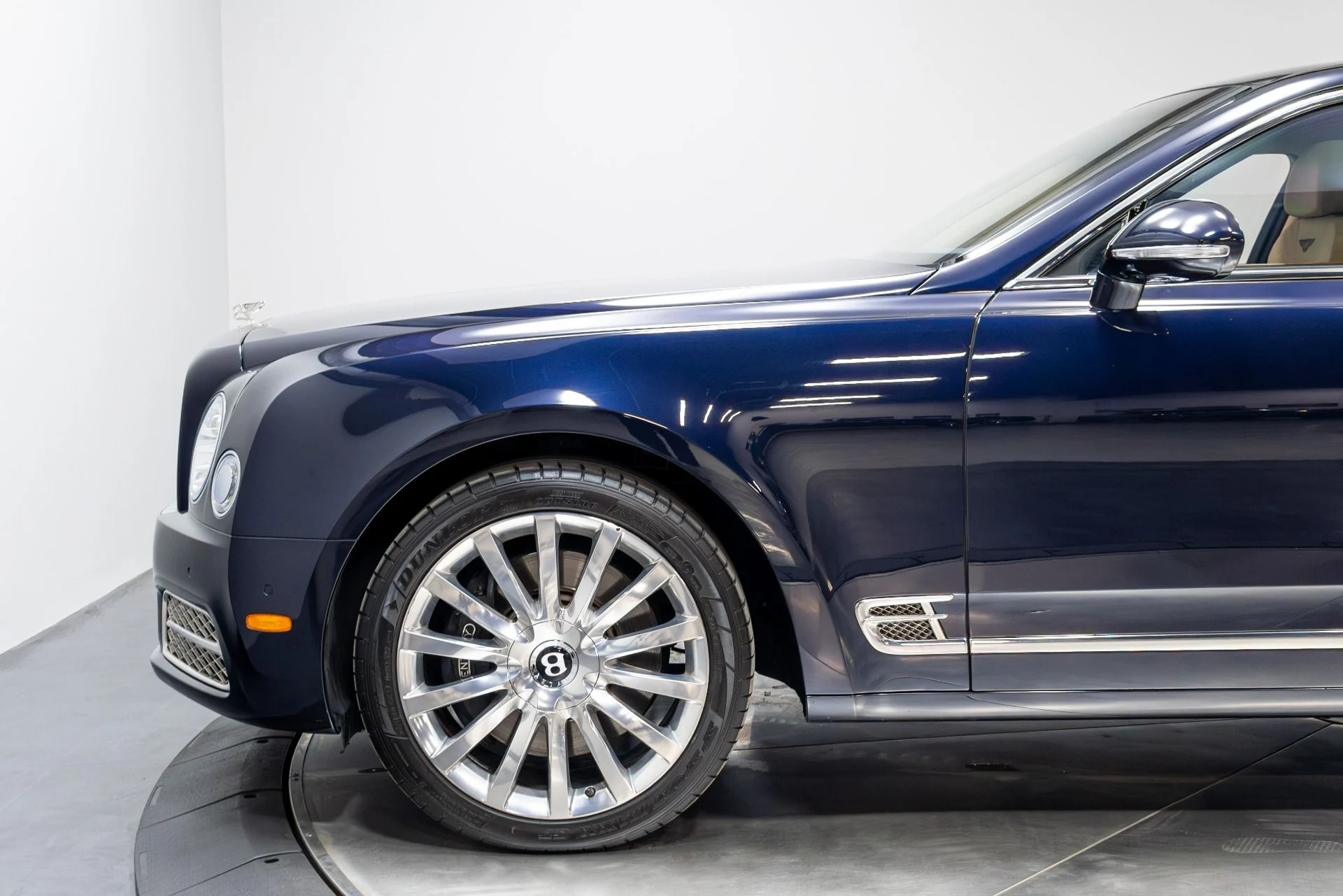 mph046_733744624_Used_2017_Bentley_Mulsanne_1775514187_23fde282ab