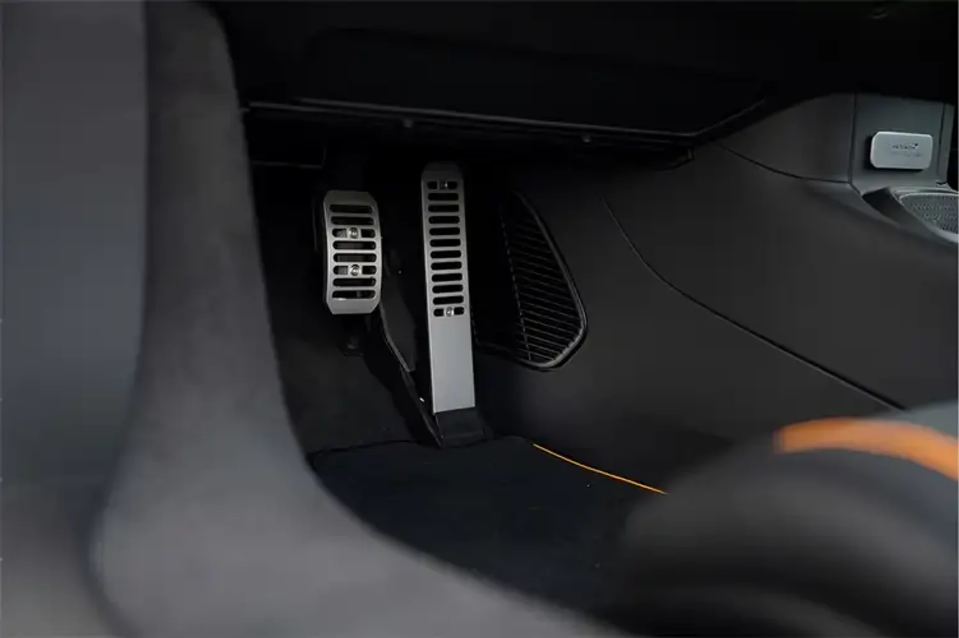 mph046_815588617_o_QM_6v_T_Ymh_BF_4_Bhr_B_med_4d50339c2c