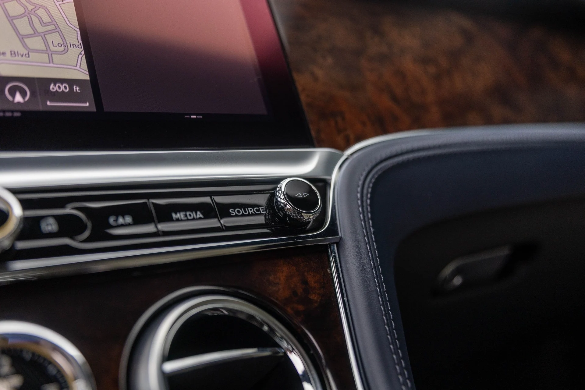 mph046_826434438_Hi_Tech_Luxury_Imports_LLC_SCBDG_4_ZG_1_PC_008673_image_46_048691d1c6