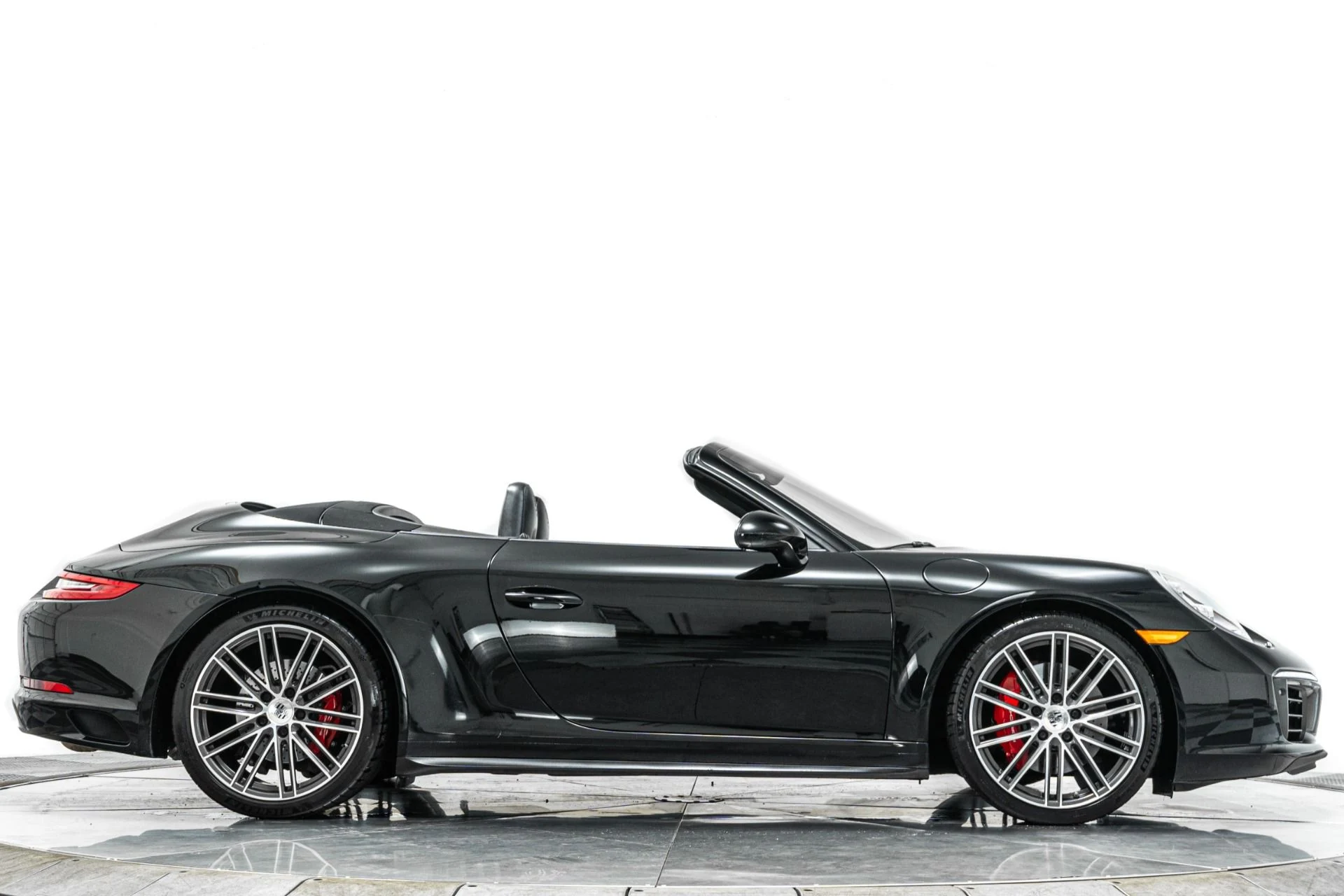 mph046_828197754_Used_2017_Porsche_911_Carrera_4_S_Cabriolet_1788469959_298f54b7f7