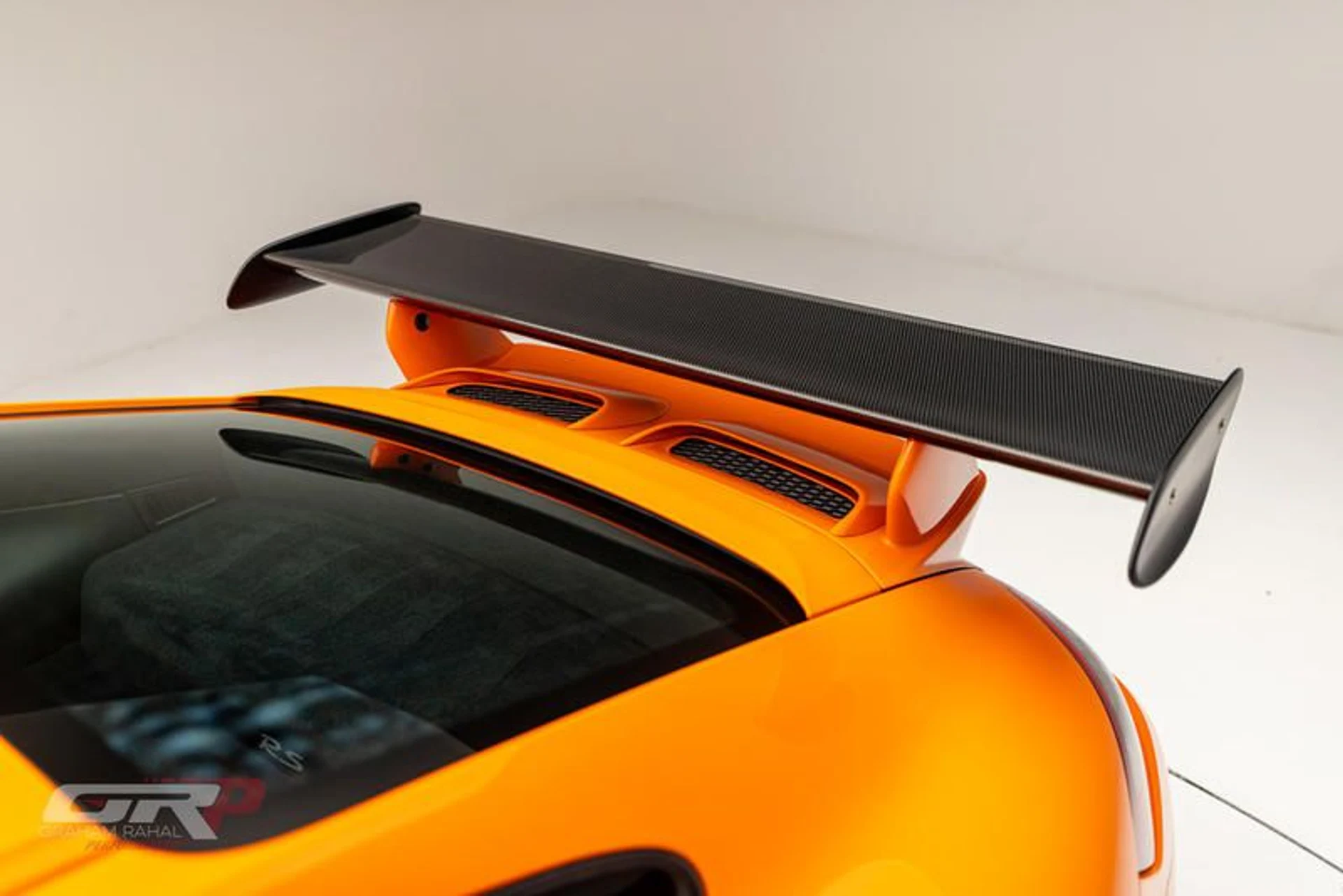 mph046_831416692_C6_C205_A9_6_A65_4_A91_AC_0_E_BB_469_A13_CD_8_B_ed5b21a666