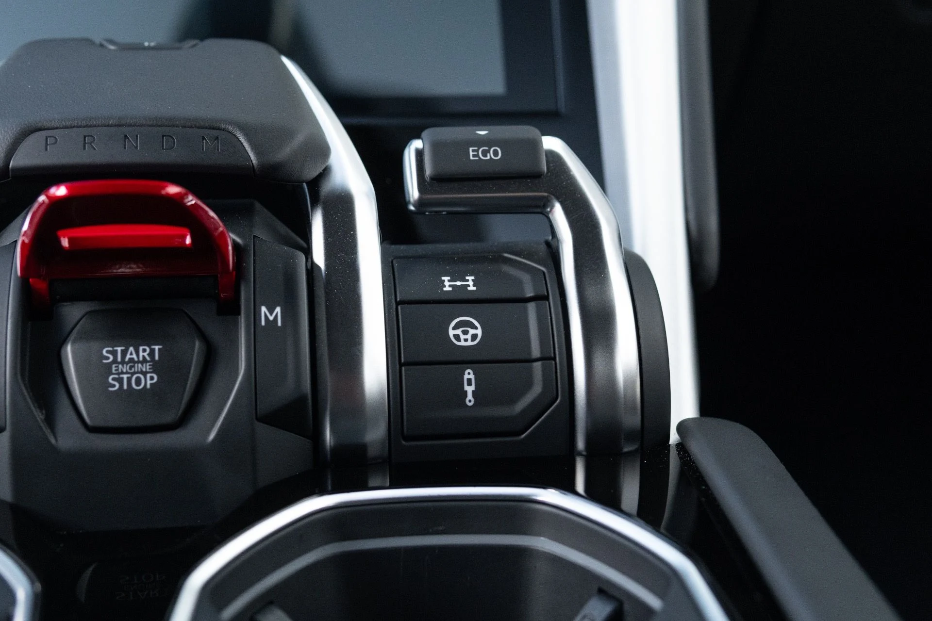 mph046_842551305_Used_2022_Lamborghini_Urus_1776127481_85344244de