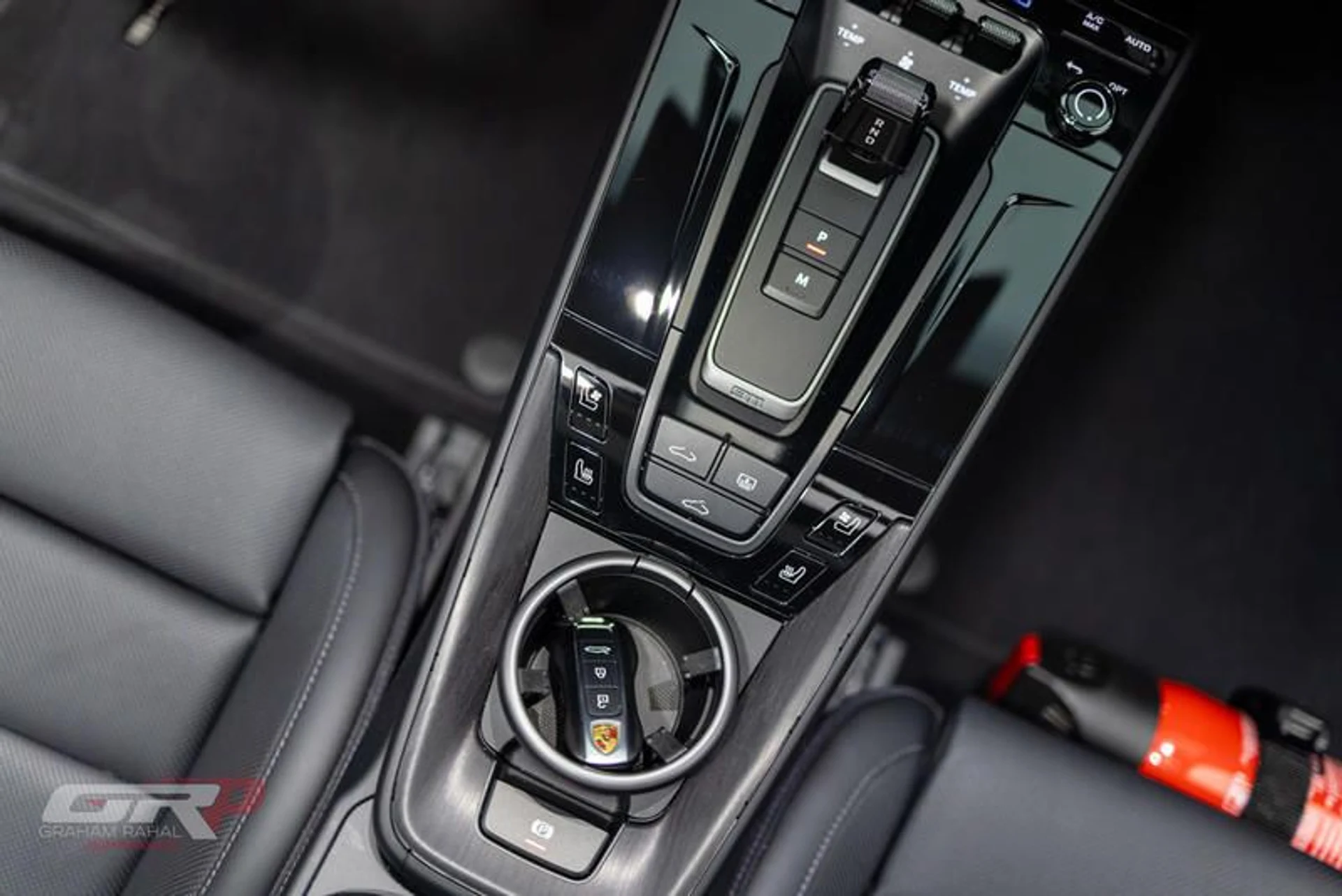 mph046_861110563_EA_8_AA_756_663_F_4632_9_F66_F9_D0_D938_AA_31_4d232ed179