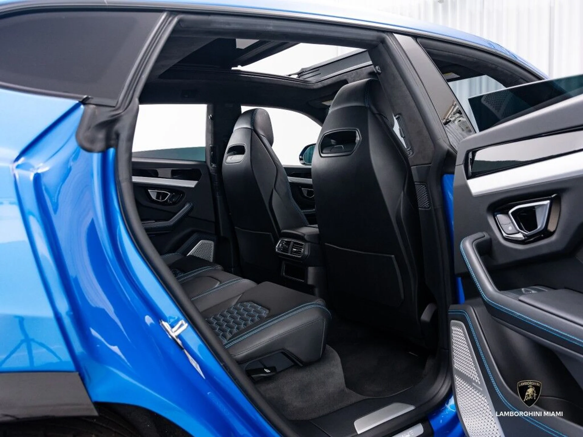 mph046_864032733_b1bcec12e921d025d3bb5b6afdf2a13a_ea0500047b