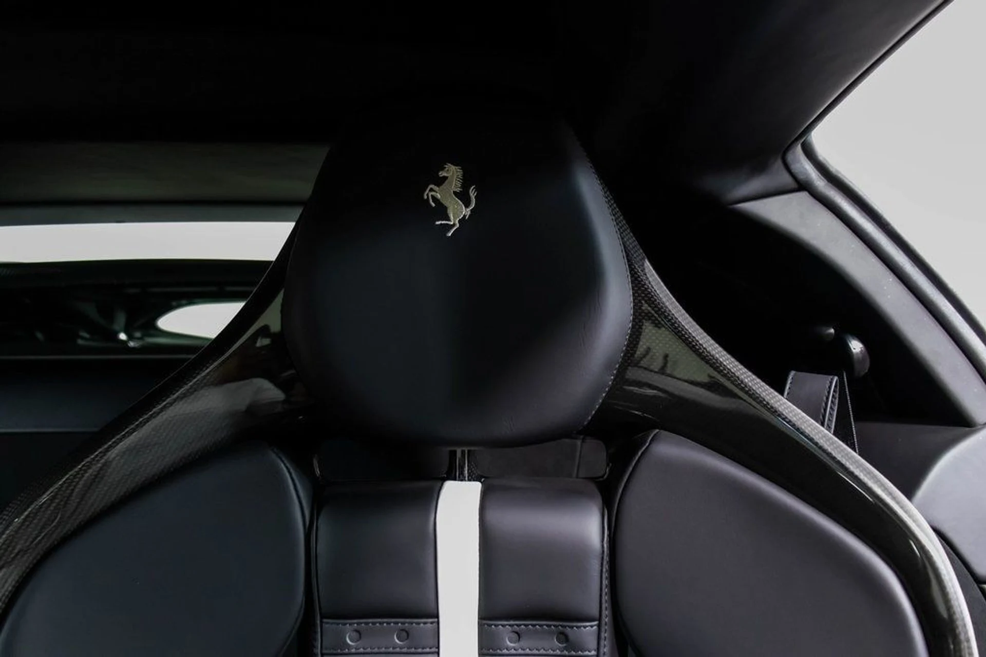 mph046_872869316_da99472bbd790883ad0b2037e868fbfex_205552b128