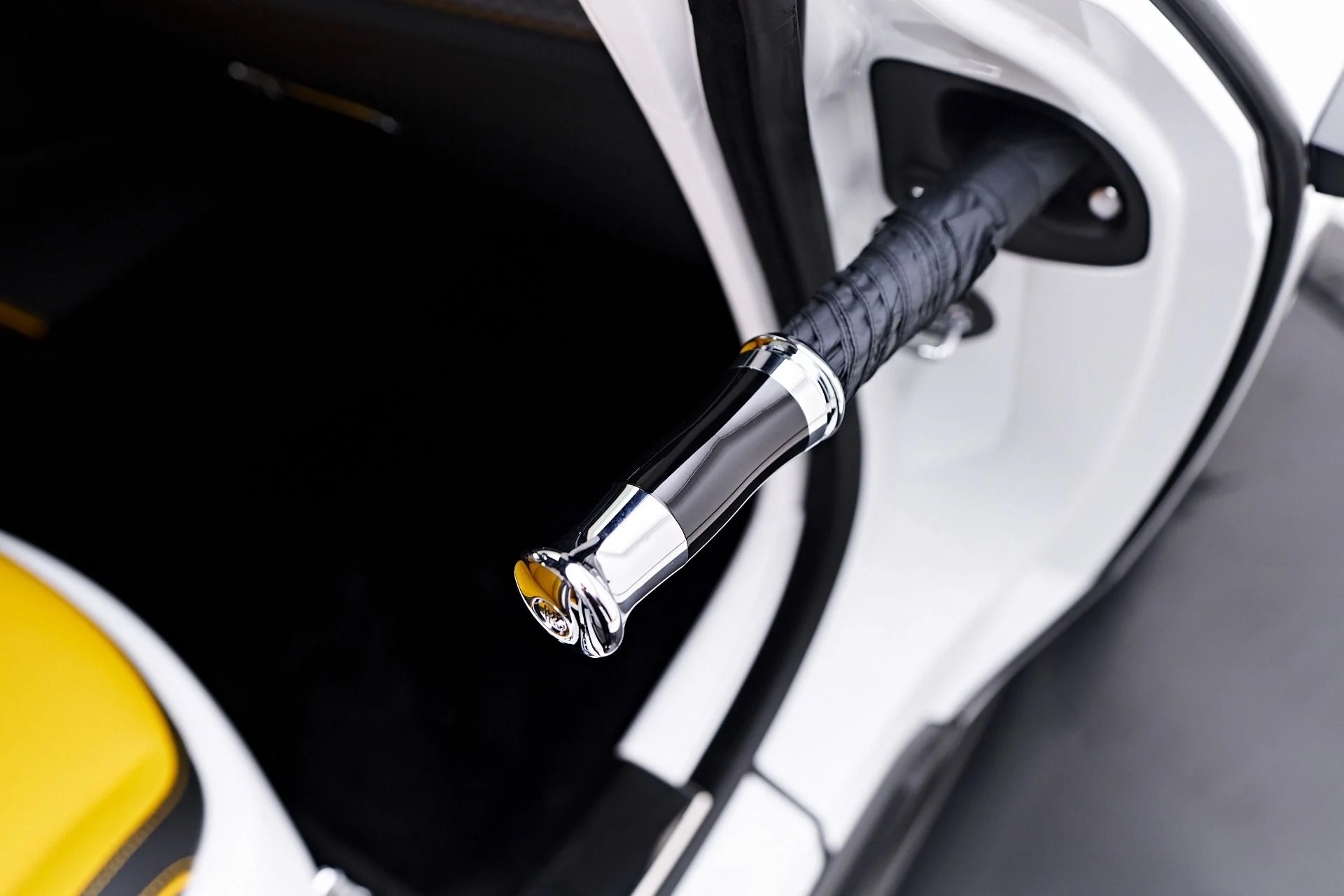 mph046_873341099_Used_2025_Rolls_Royce_Spectre_Base_1753213338_765ff4b655