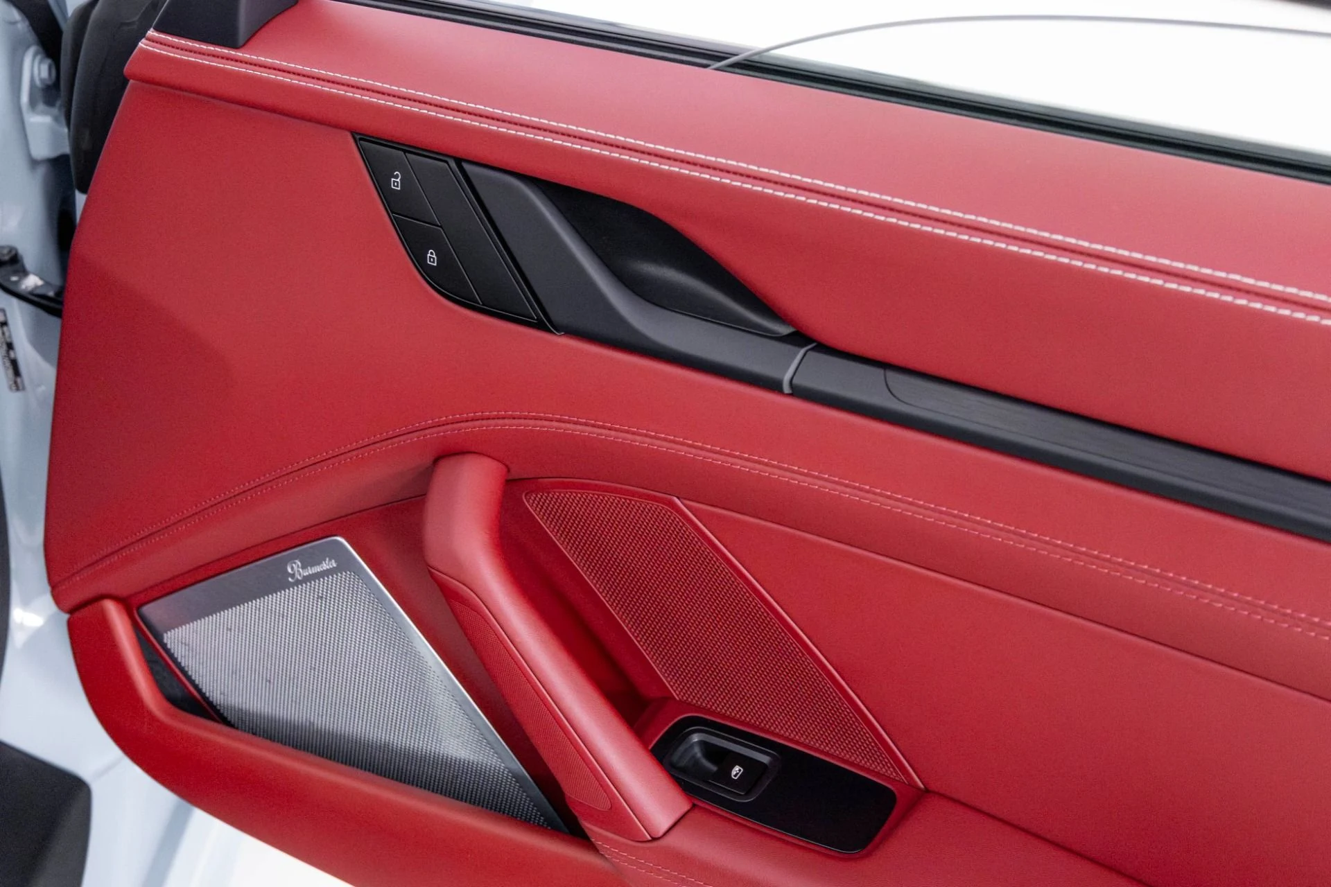 mph046_893096146_Used_2023_Porsche_911_Targa_4_GTS_1762298451_4f6811c361