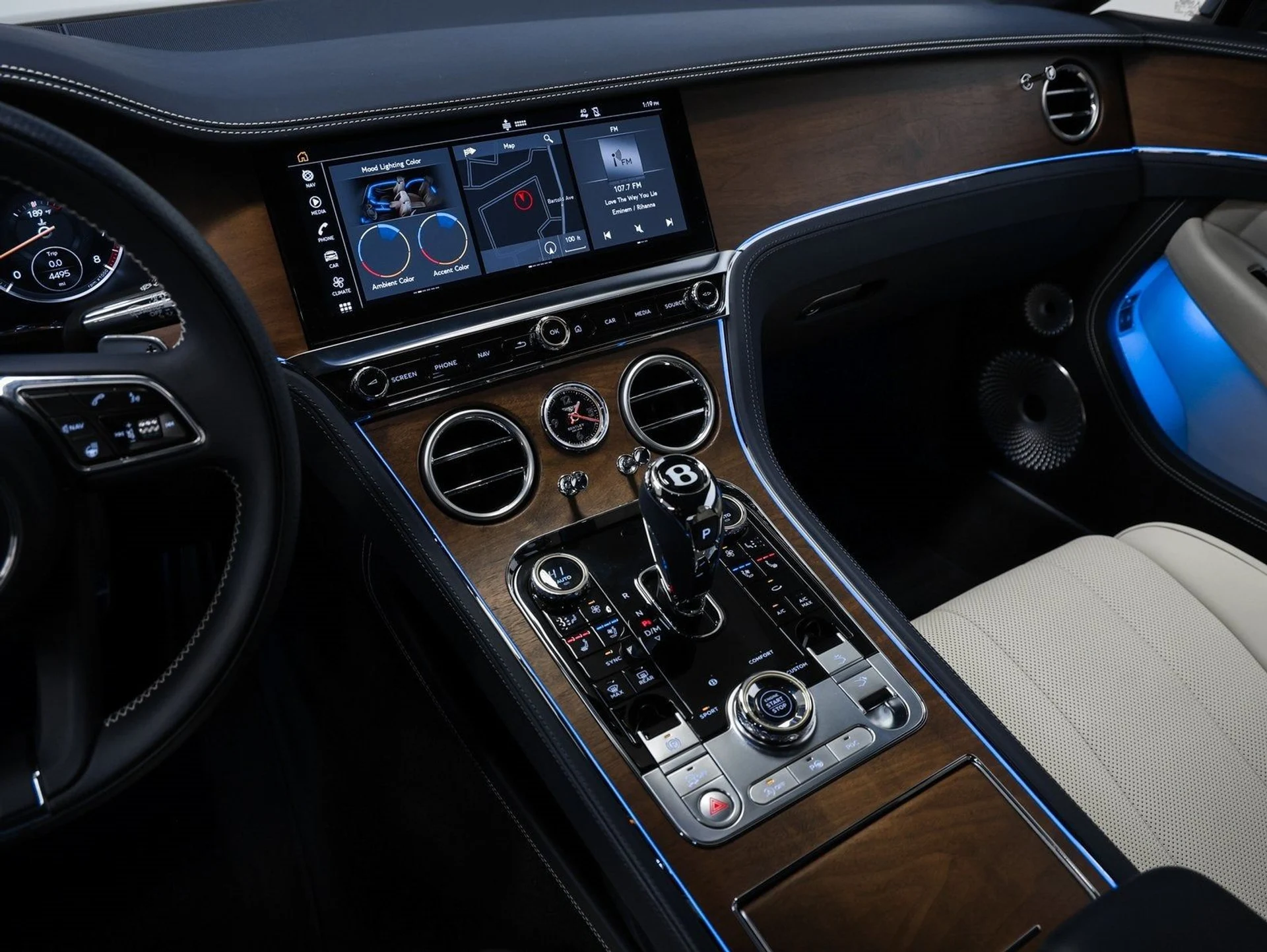 mph046_895240072_47_2d3a479a58