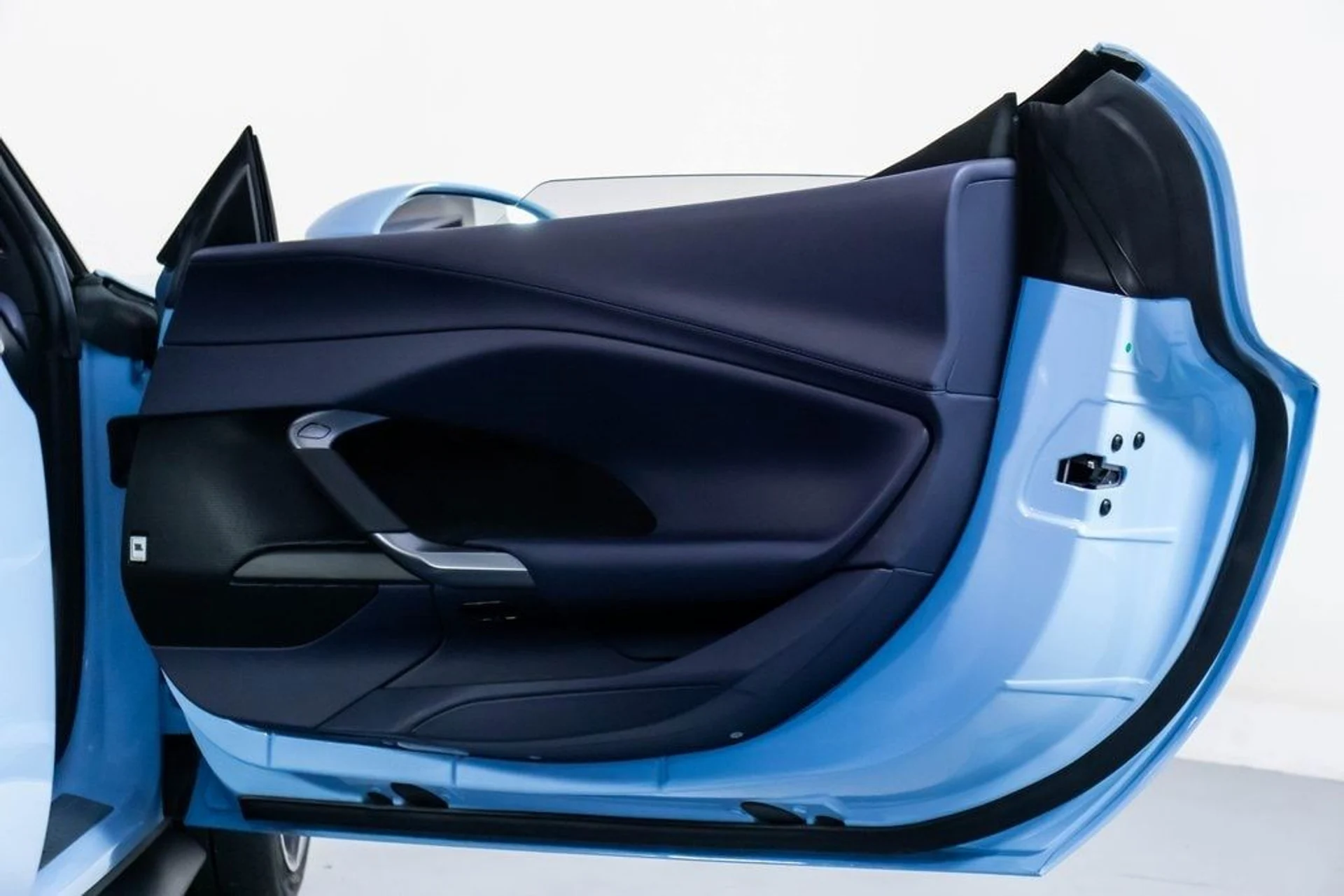 mph046_907233033_1176044c470f0f4480a8afd9a8f8f3dcx_0df24f252d