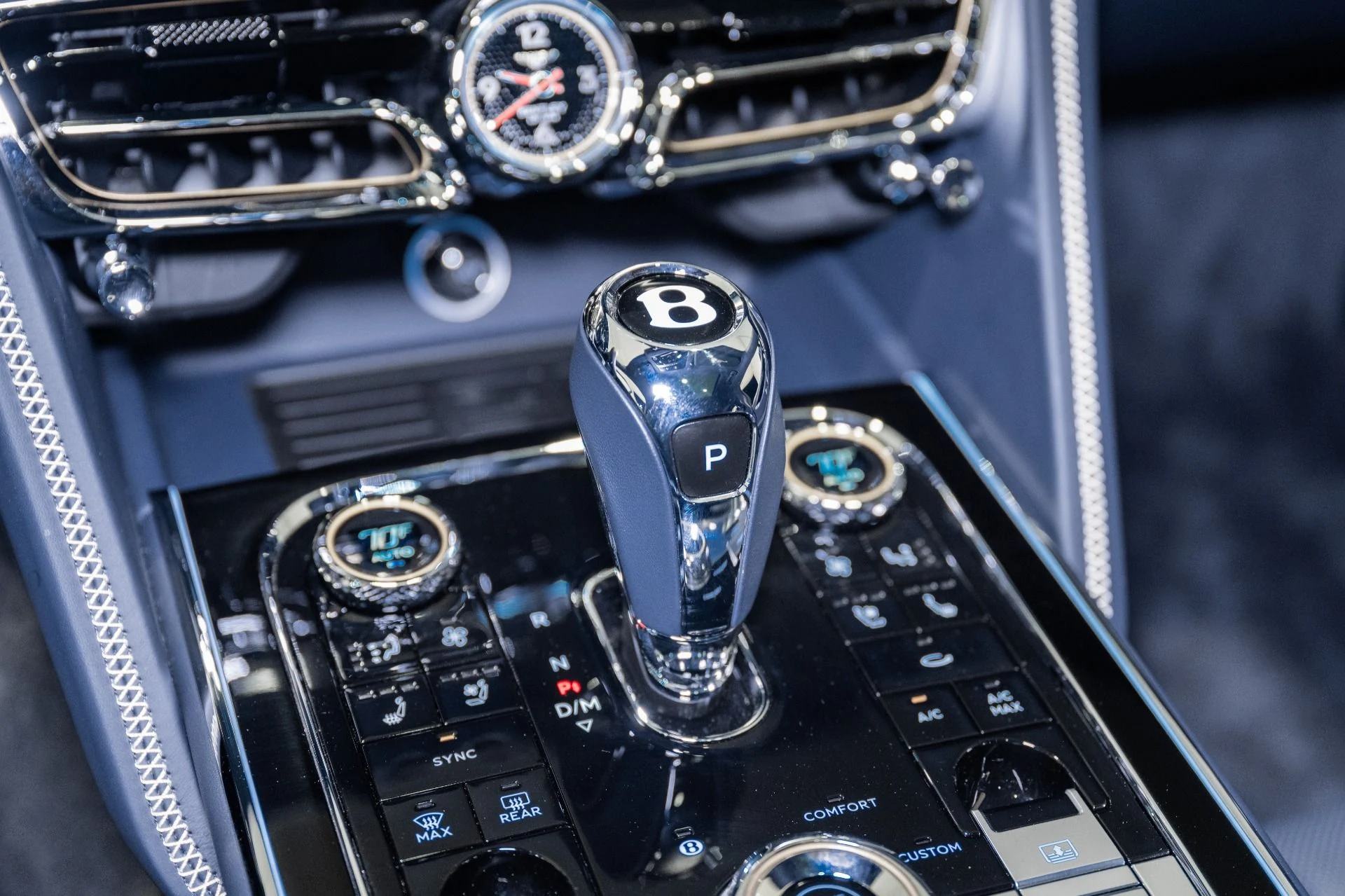 mph046_910234000_Used_2024_Bentley_Flying_Spur_Edition_8_1777999219_3e1e03b177