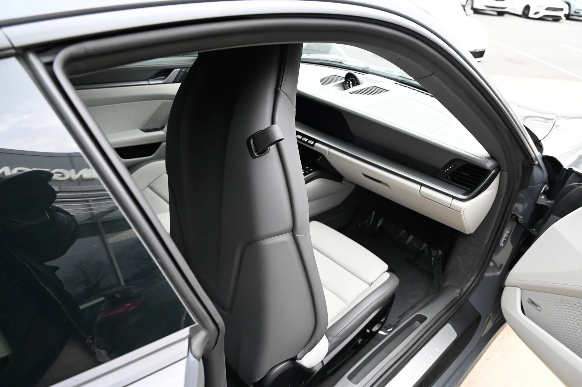 mph046_912114178_2bf9000b53644f3499178fa21dcac086_43dd14640b