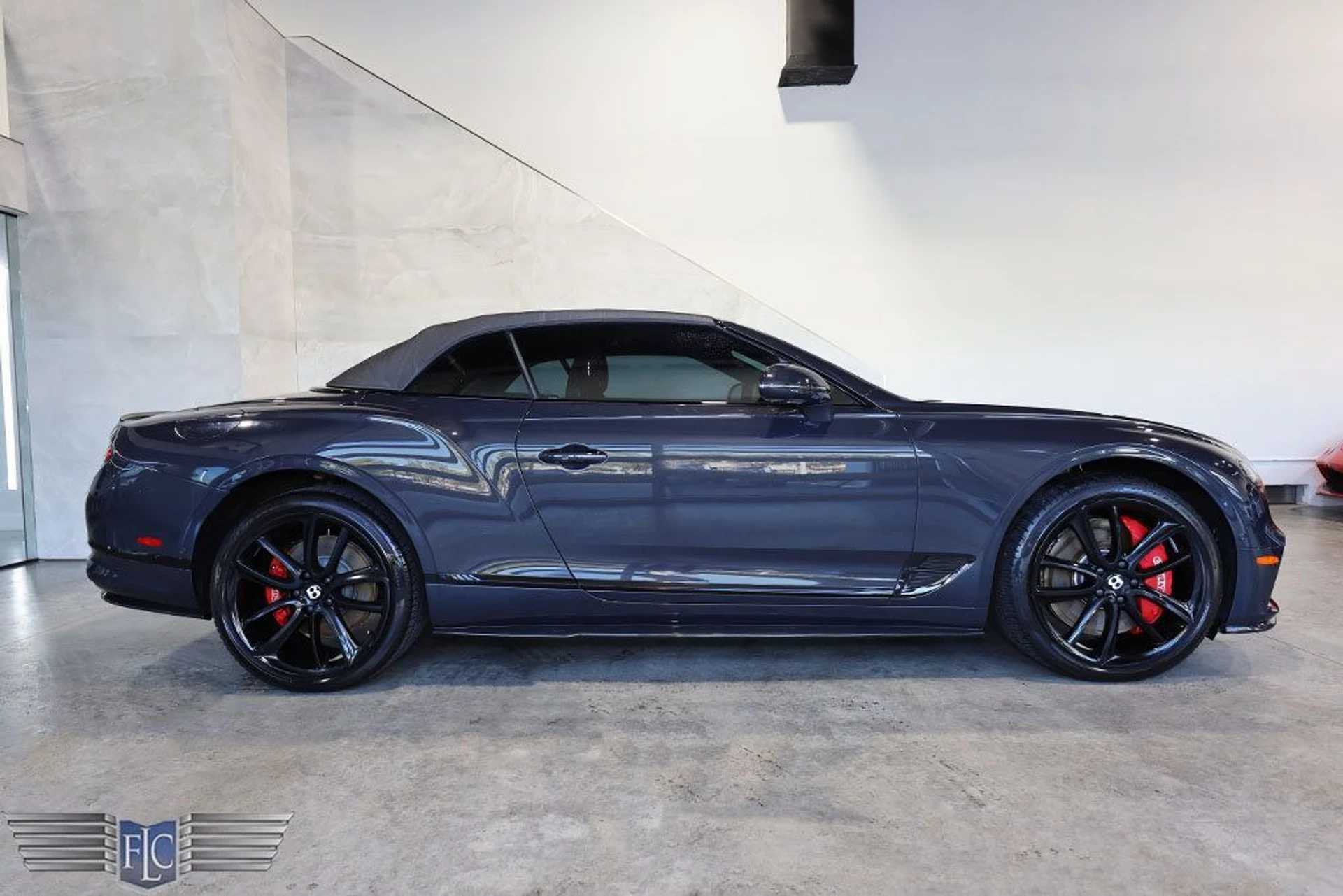 mph046_92606647_used_2022_bentley_continental_gtcv8mullinerconvertible_9689_22472853_47_1024_32d6ff550e