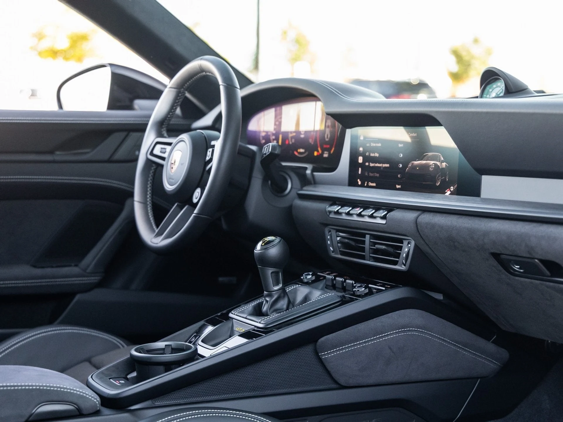 mph046_929502695_47_d012d45779