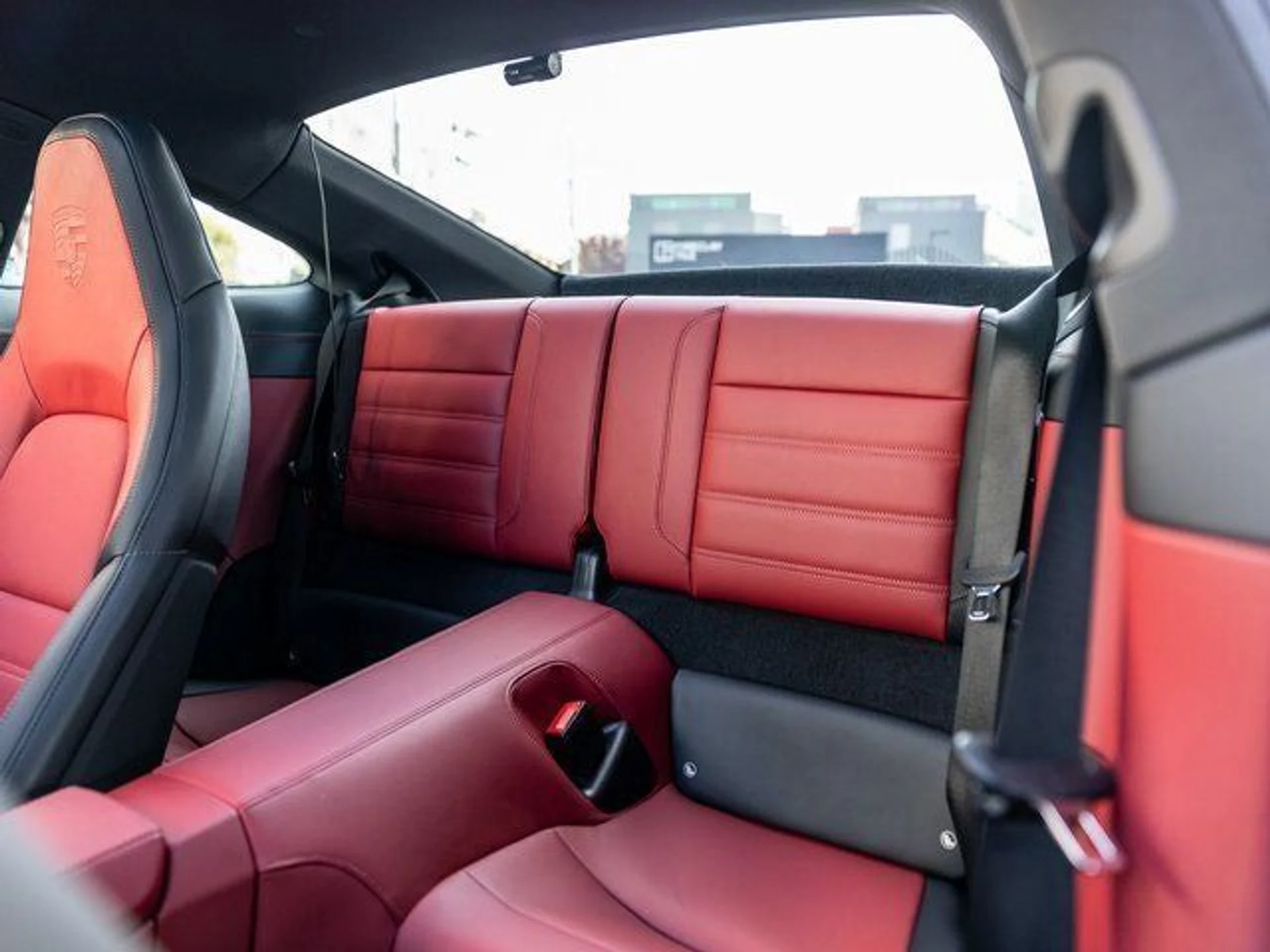 mph046_934076807_47_d73483619d