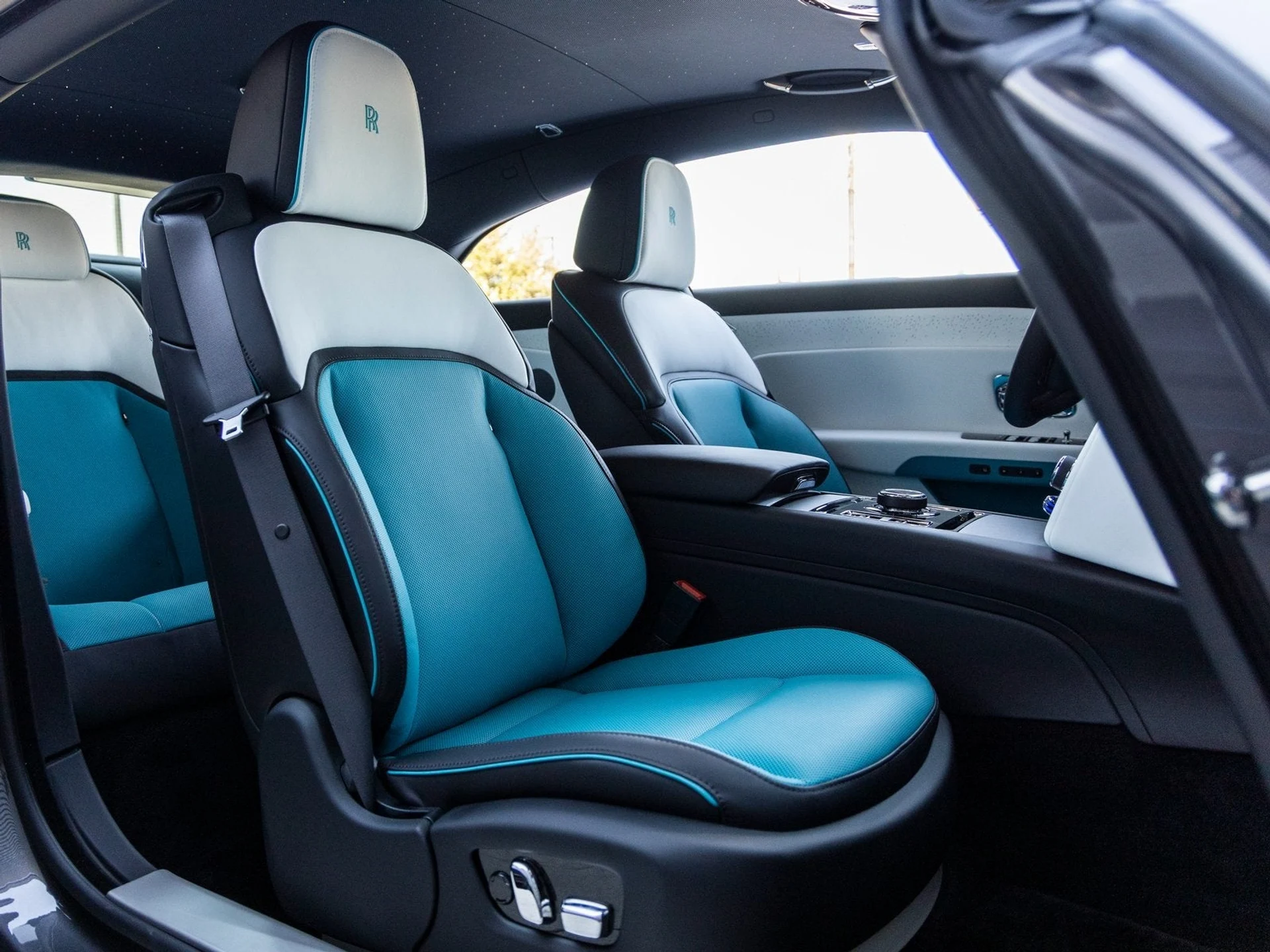 mph046_935568128_47_08bf90268e