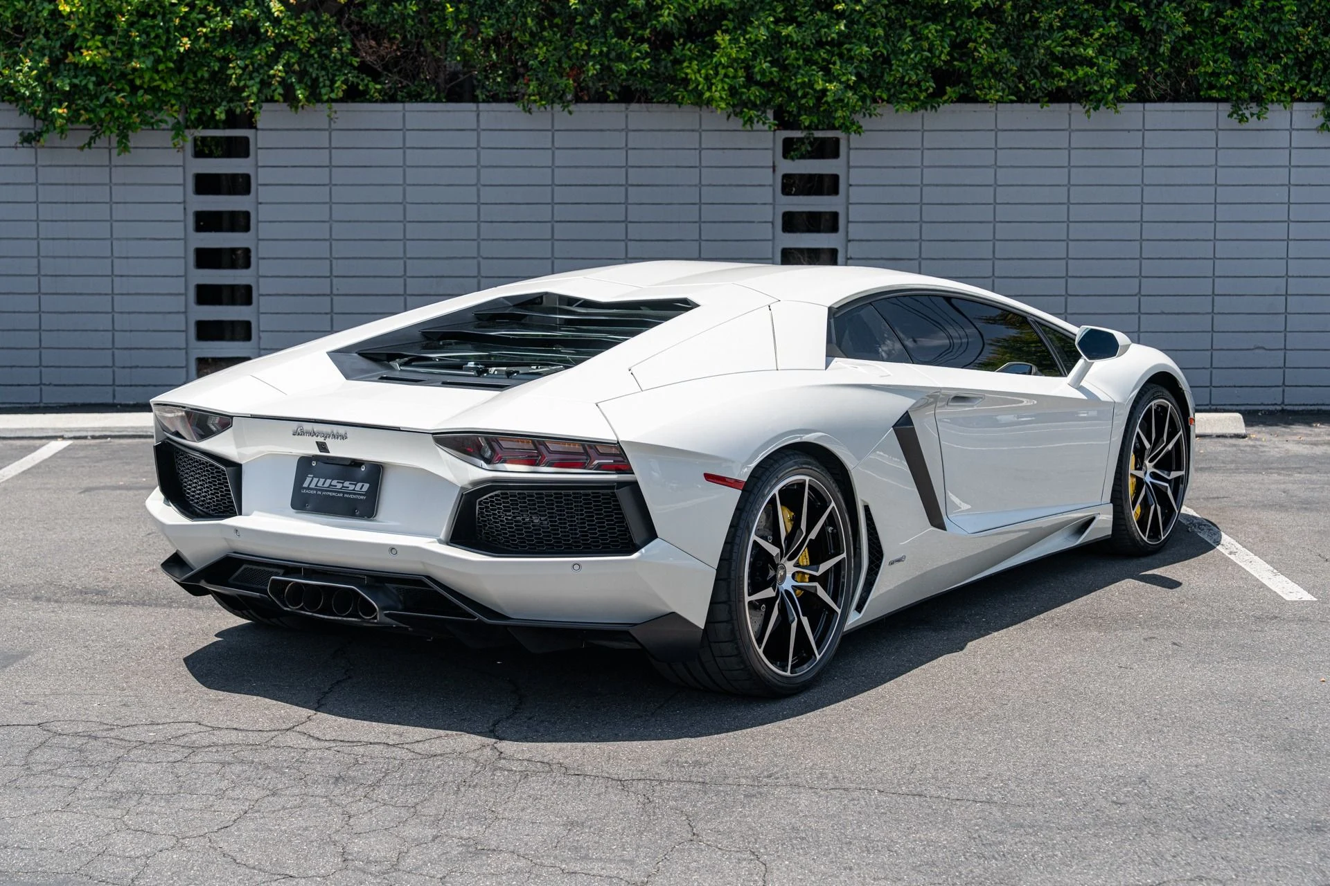mph046_940616953_Used_2013_Lamborghini_Aventador_LP_700_4_1753157593_22d6d57570