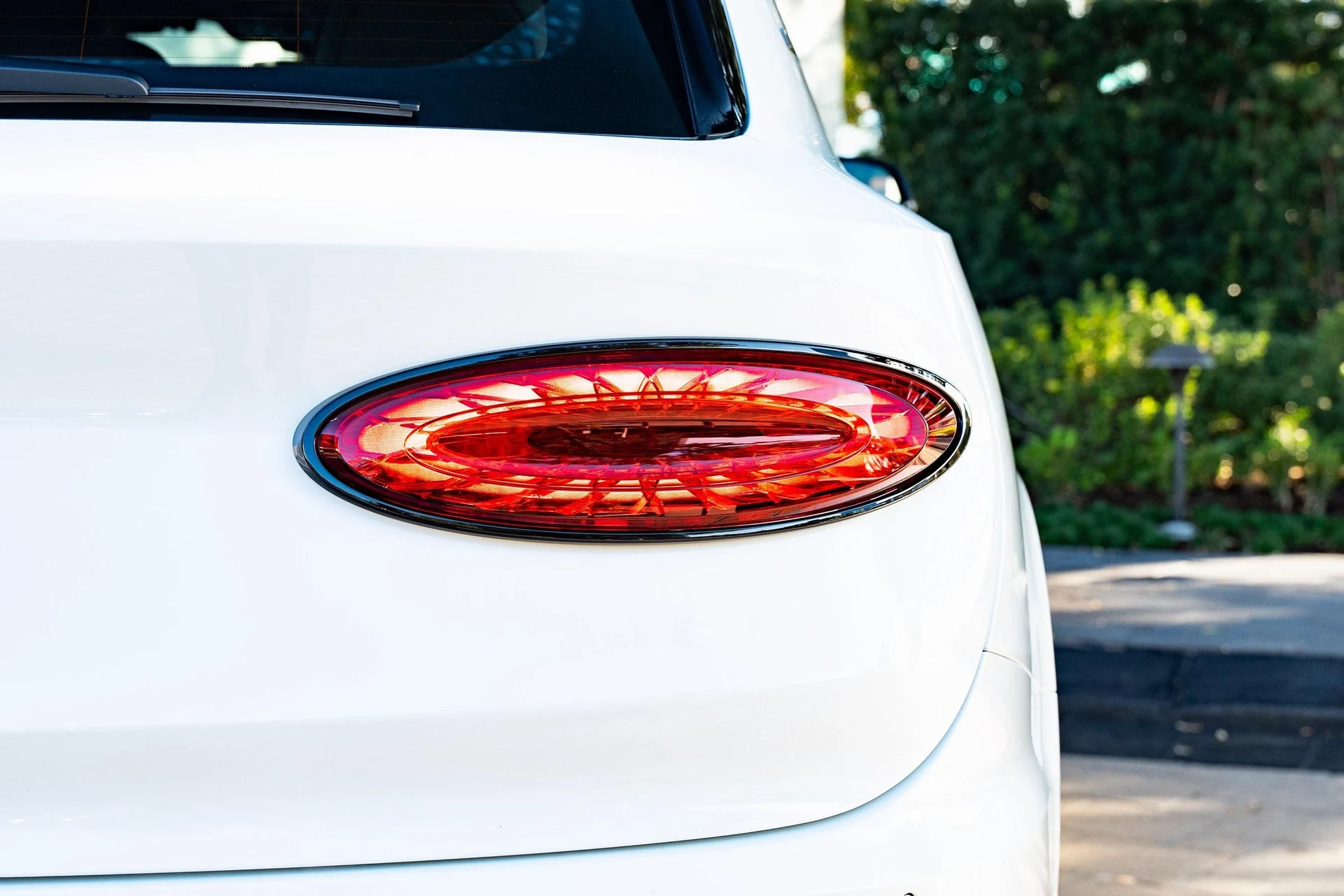 mph046_94073087_389622357_6773652e2b7a94b33fd419f9_1322942668