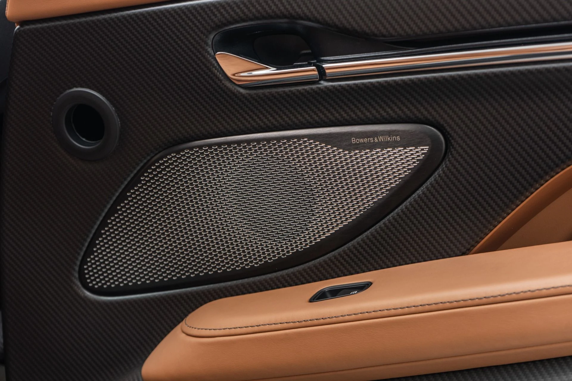 mph046_941291580_Used_2024_Aston_Martin_DB_12_Volante_Low_Miles_86_K_in_Options_Gorgeous_Color_Combination_1774375825_284d1b3cdc