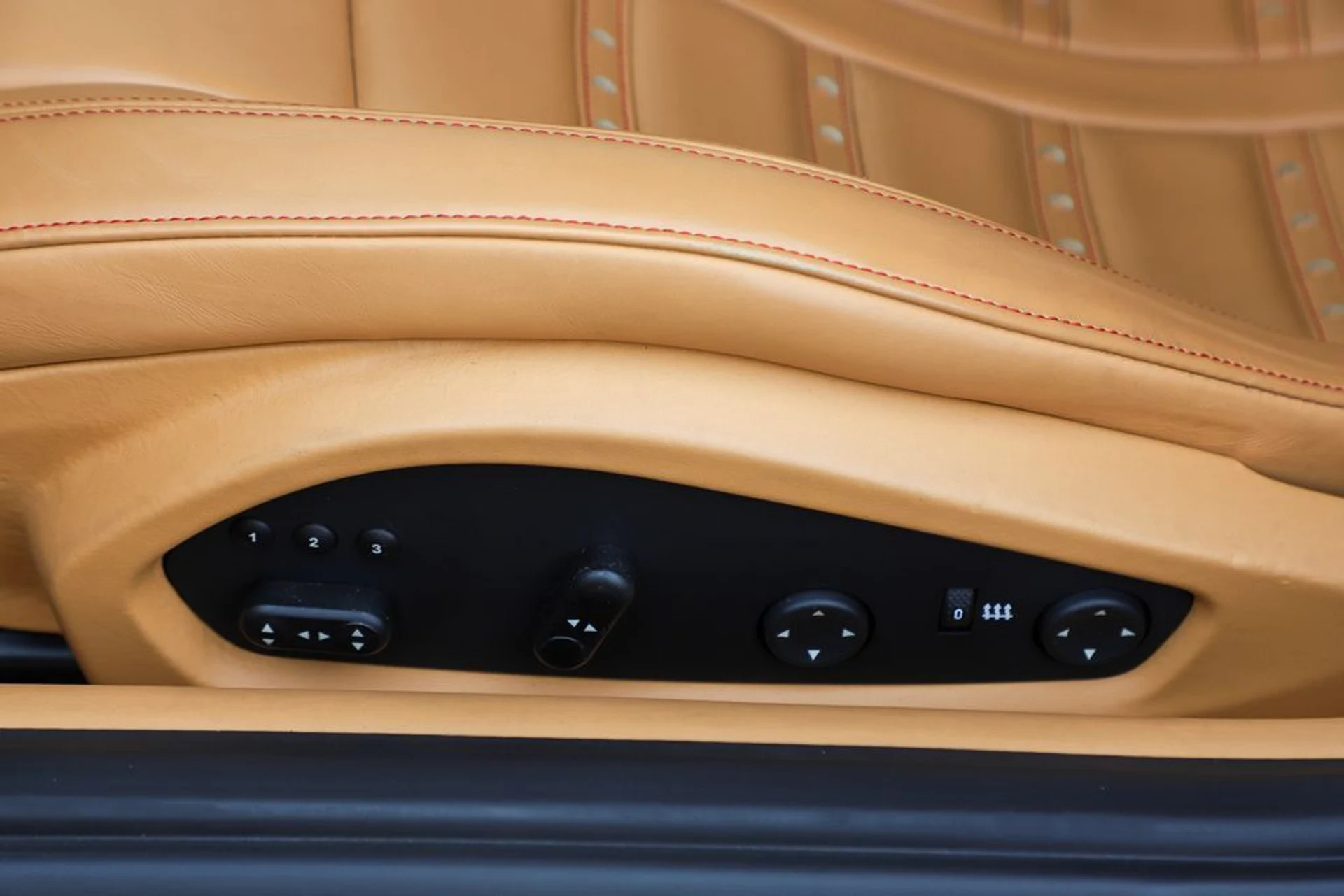 mph046_960252678_eaff7ca127864f1eea2c810e42cd847e_5444a23c9d