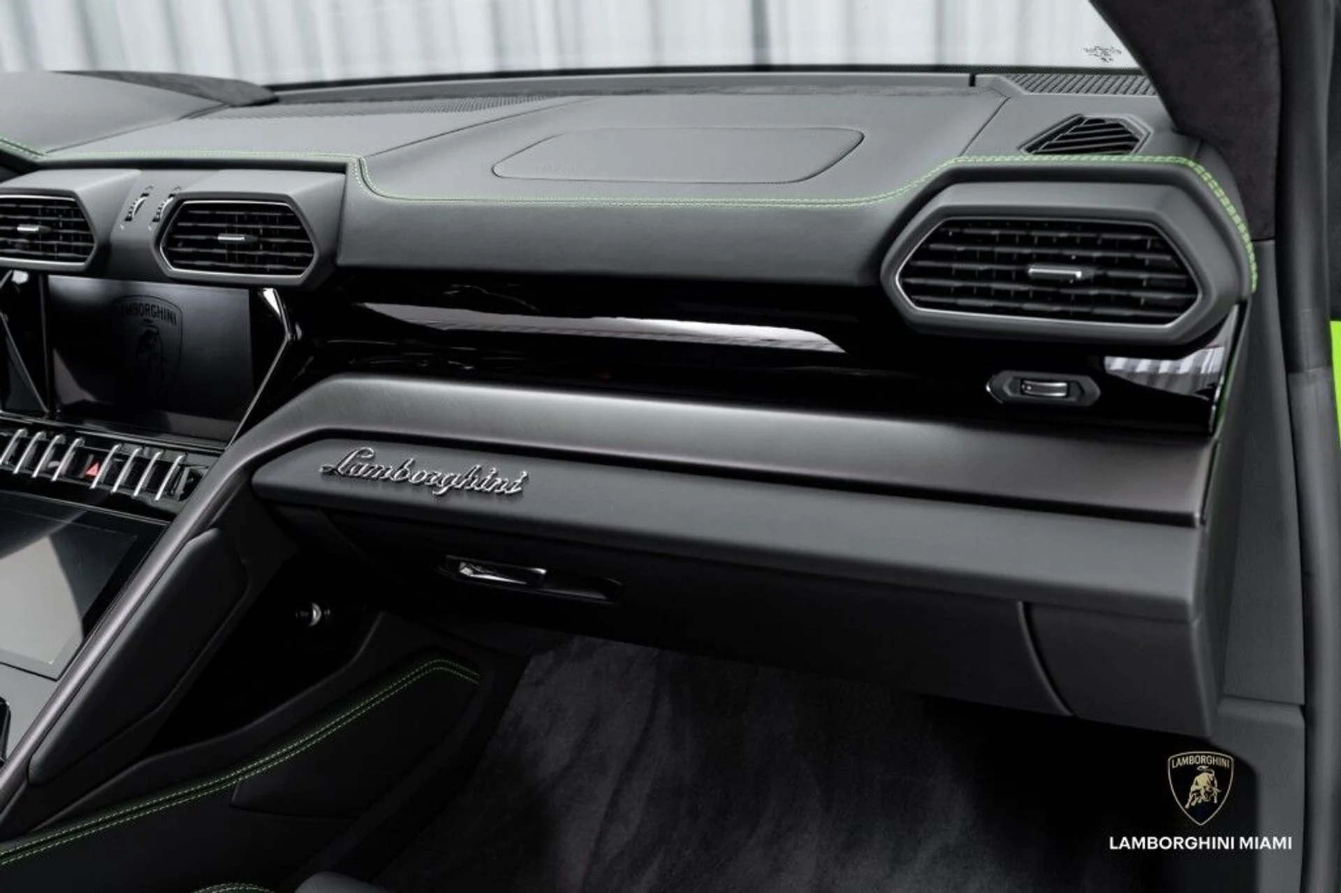 mph046_964673232_7f75a377aa8e5a658f00b5daadbecbe5_ef8d0b5fe5