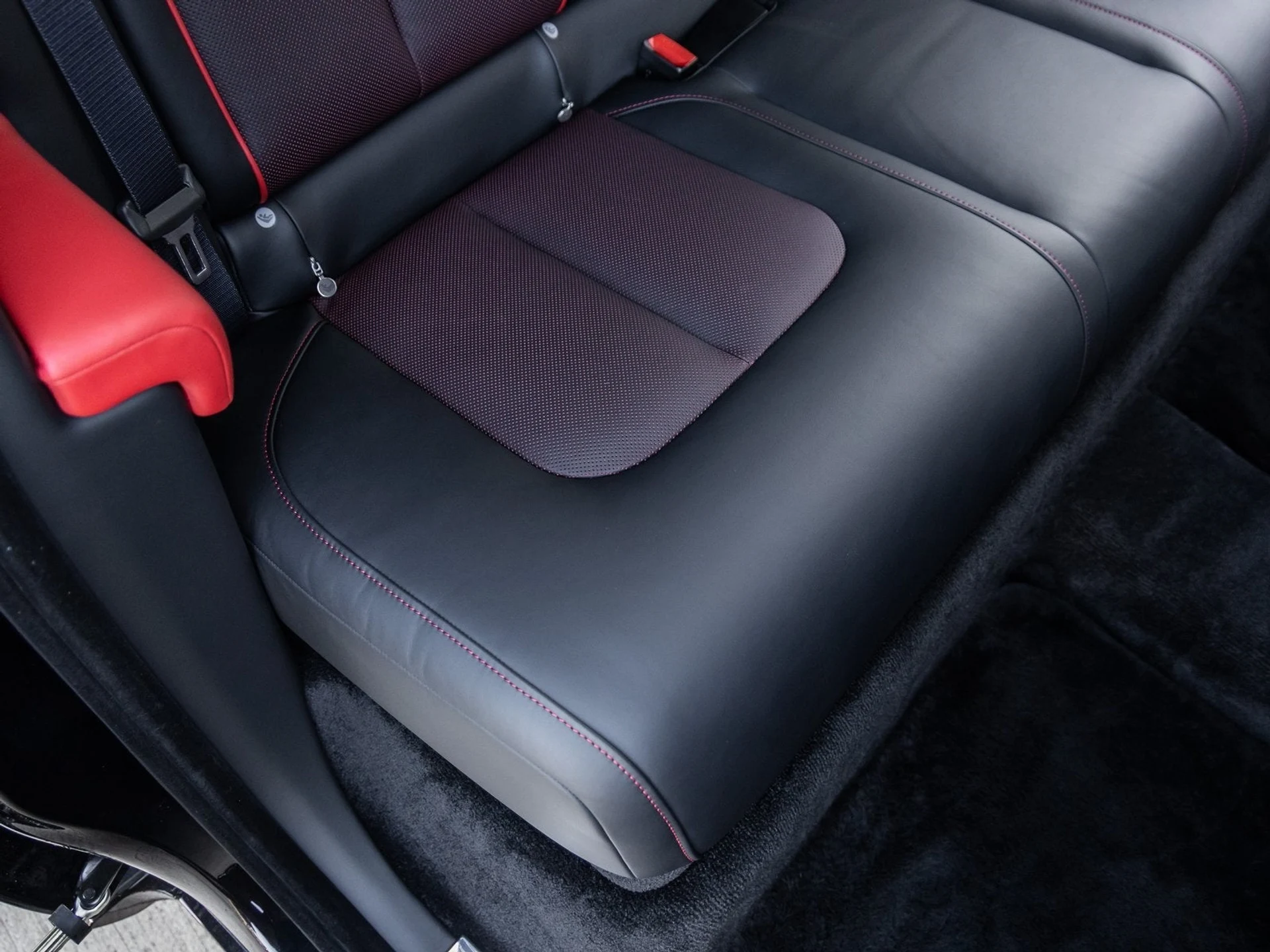 mph046_973397735_47_ba7e90ac88