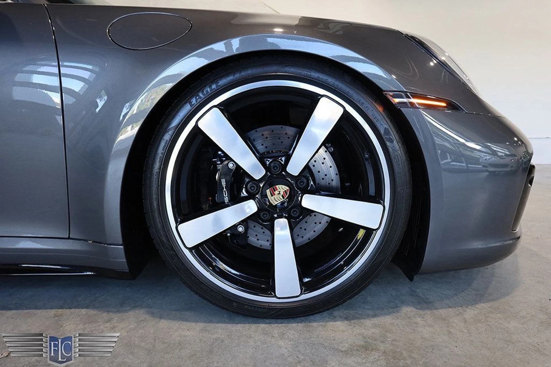 mph046_996727641_used_2023_porsche_911_carrera4smanualcoupe_9689_22556560_48_1024_4c98e0efab