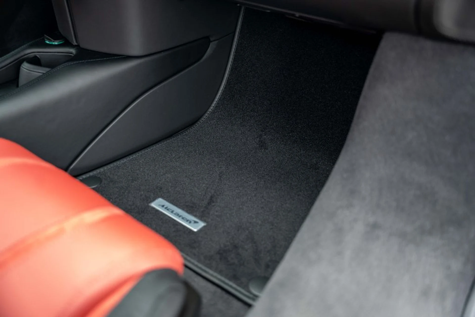 mph046_998207450_ac6b9968_b9a0_4359_8e84_7c346fcd56eb_d82349385a