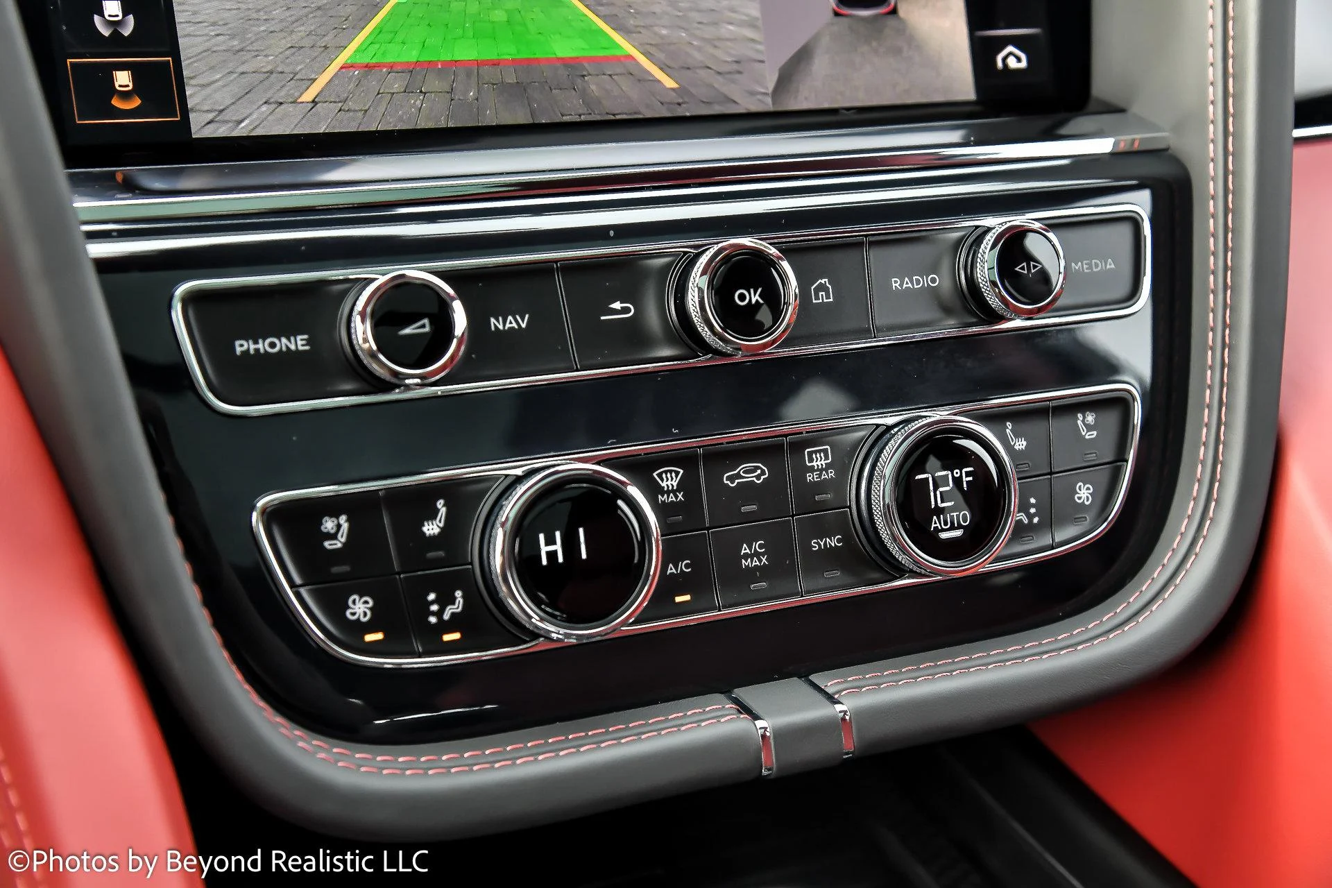 mph046_998851594_Used_2022_Bentley_Bentayga_V8_1754381304_be3df15790