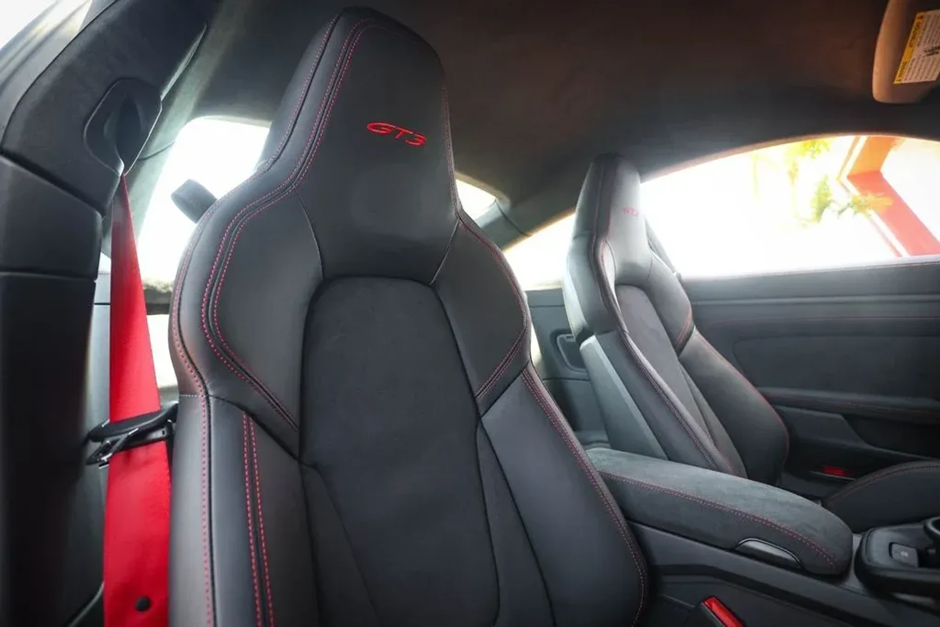 mph046_998971487_3eadce7ea6b8ef98fe2dfcdfba884322_8c2a93fd0a