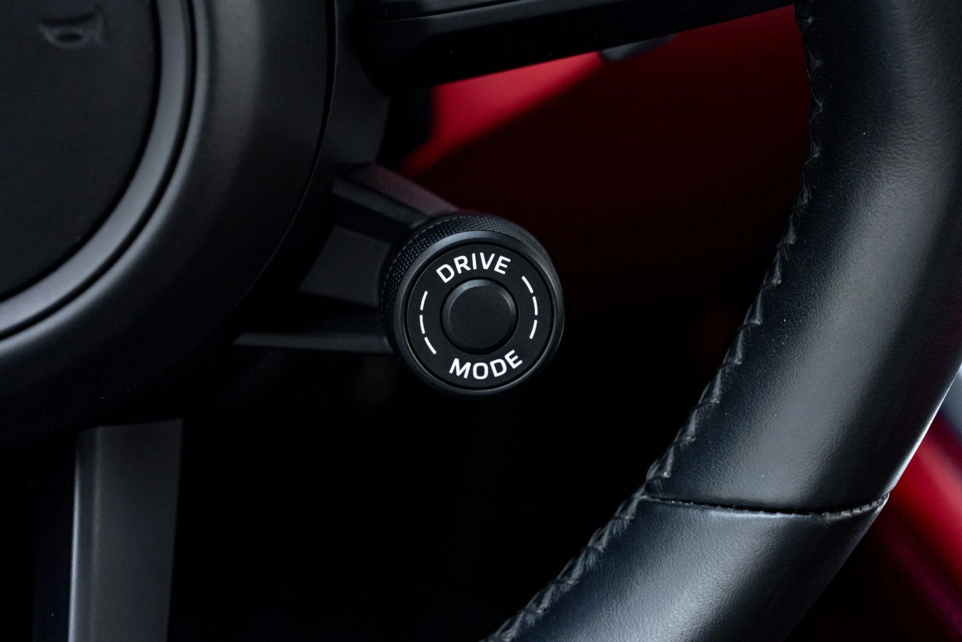 mph047_1009198494_Used_2021_Porsche_911_Turbo_S_1778698810_3d4d991a44