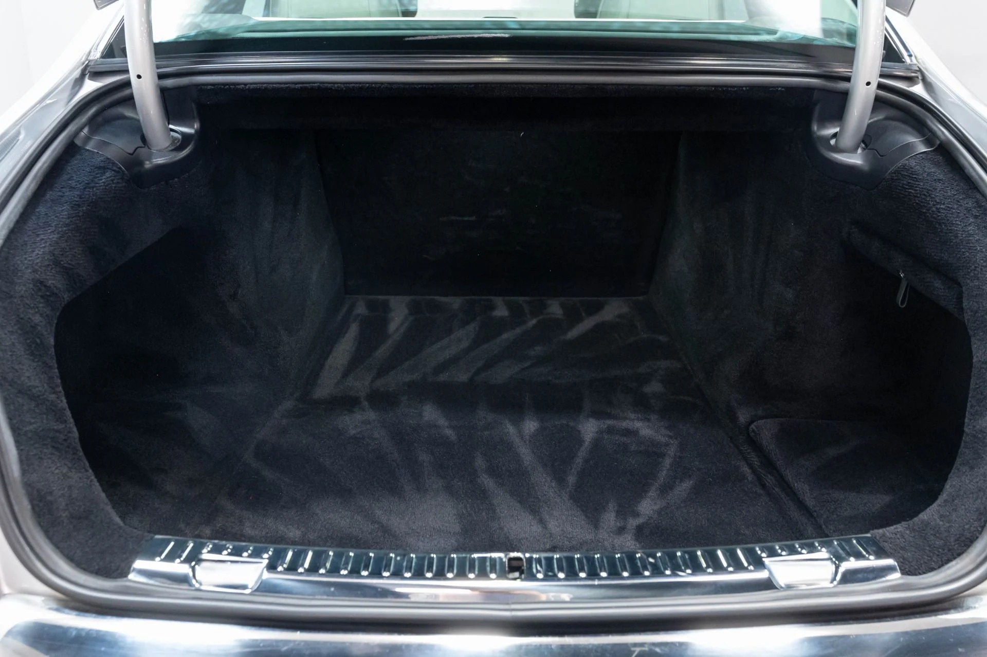 mph047_1025357882_Used_2019_Rolls_Royce_Phantom_1784063951_f87294c757