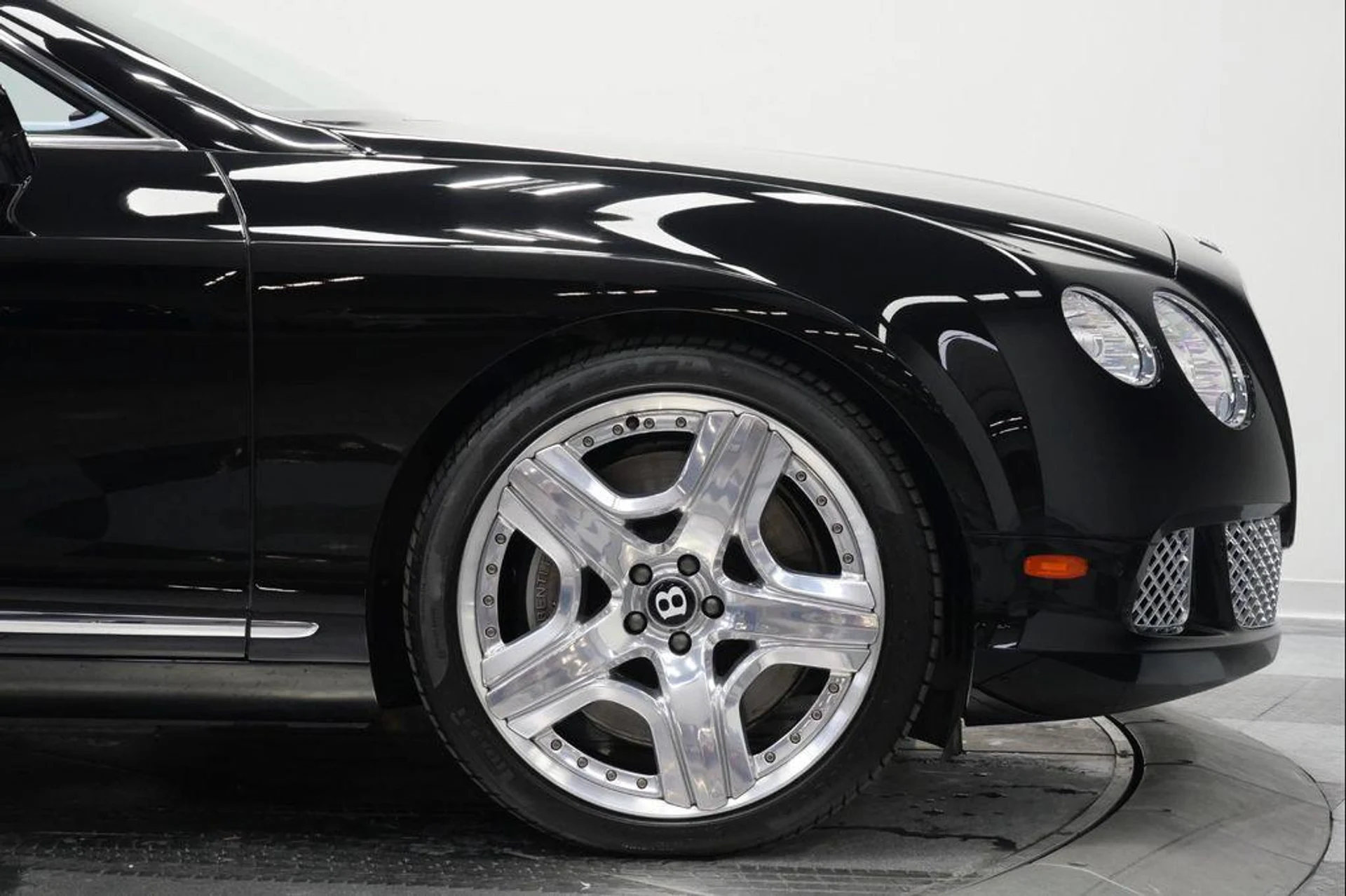 mph047_1045606011_PXY_8y8ay_Nf_K_Vnn_K_PB_Uve_Uo_M_Qik_ce1a67fe1a