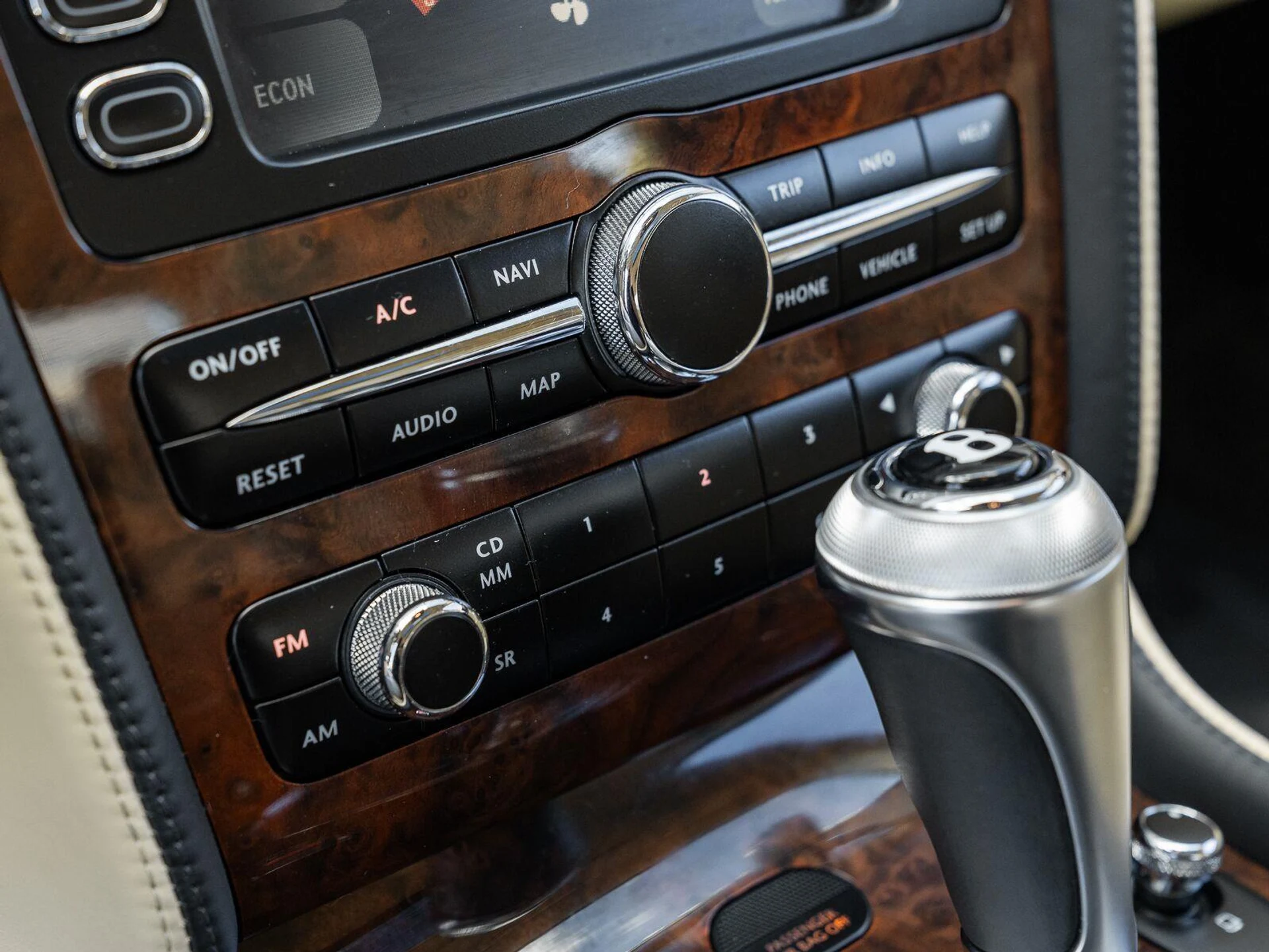 mph047_1047507195_Used_2011_Bentley_Continental_Flying_Spur_Speed_1792185154_f37c2a9e8c