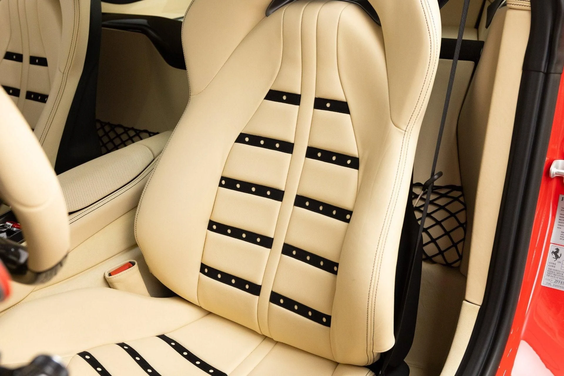 mph047_1052097086_Used_2018_Ferrari_812_Superfast_1777368516_274ccbb9e7