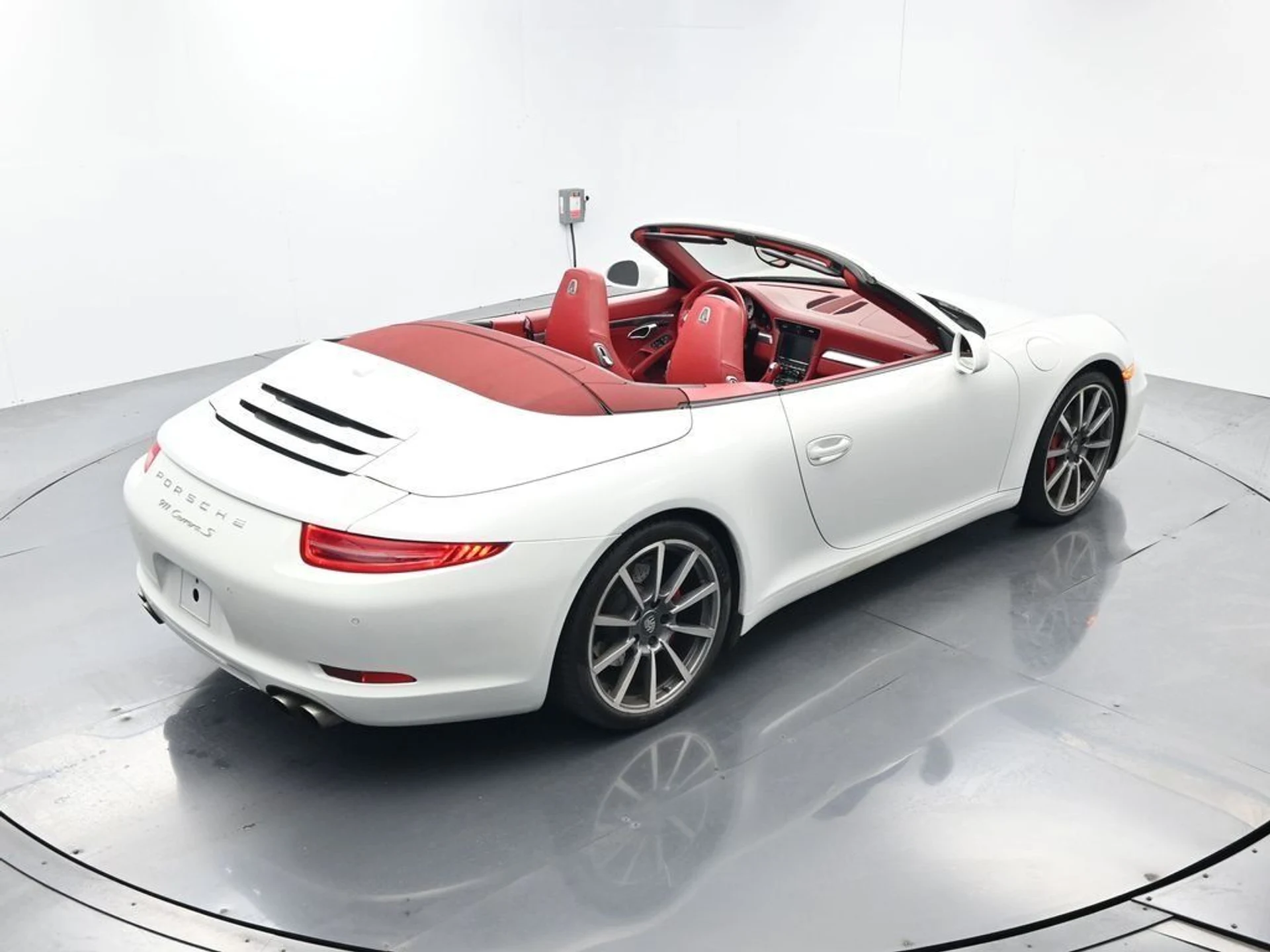 mph047_1055315577_ead7347e84289fc0e06a5d75f1540c2f_2ff966bd13